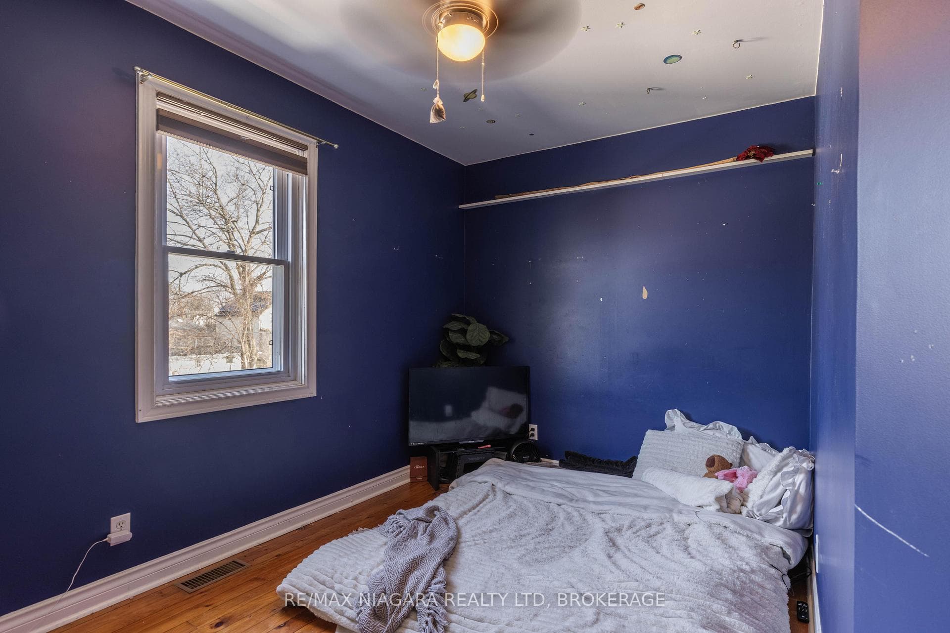 4046 St James Avenue photo 22