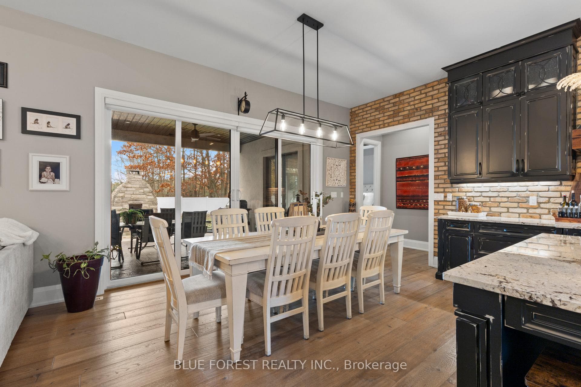 94 Harris Road photo 13