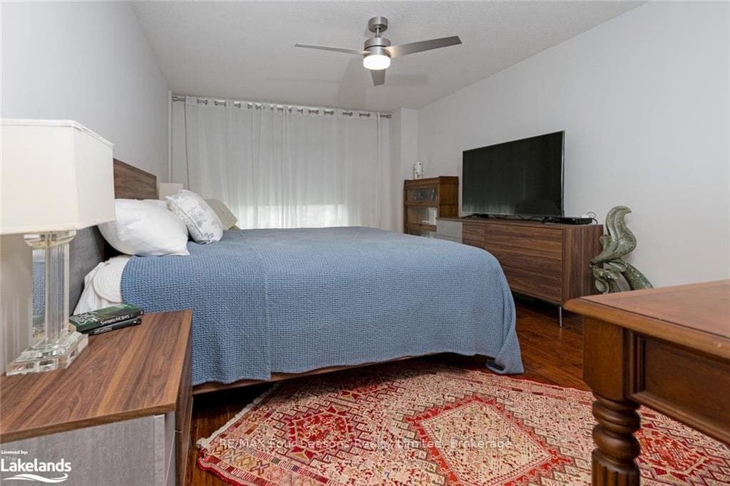 24 RAMBLINGS Way Unit 701 photo 16