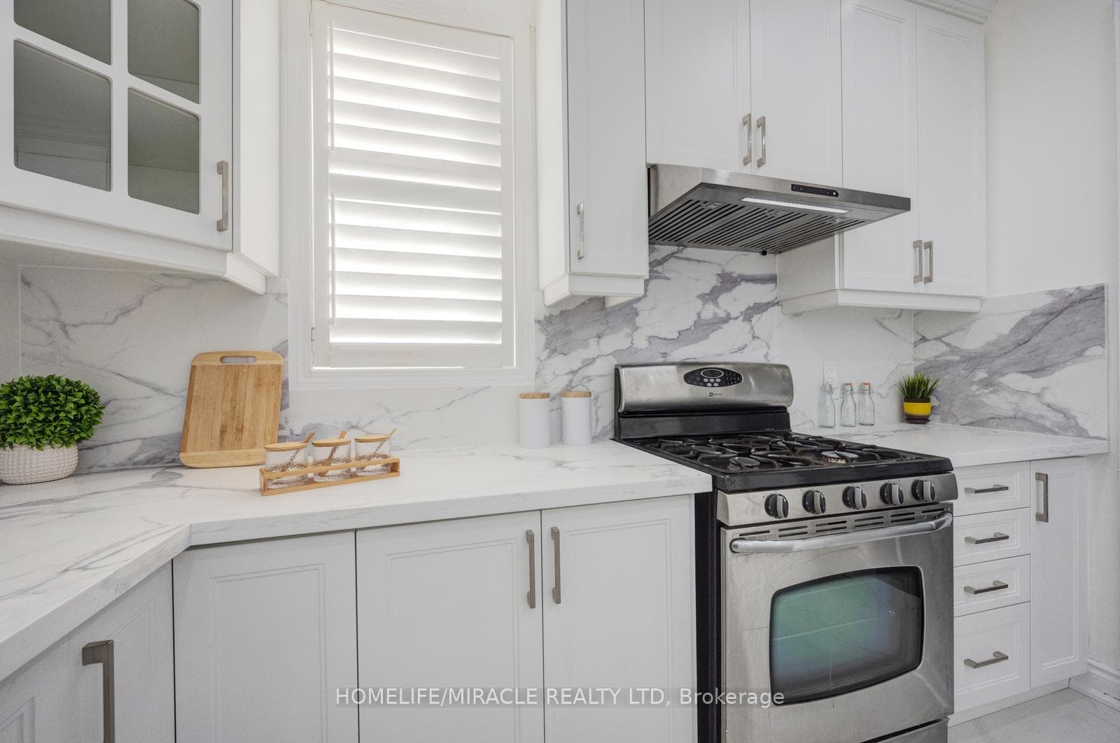 17 Latania Boulevard photo 21