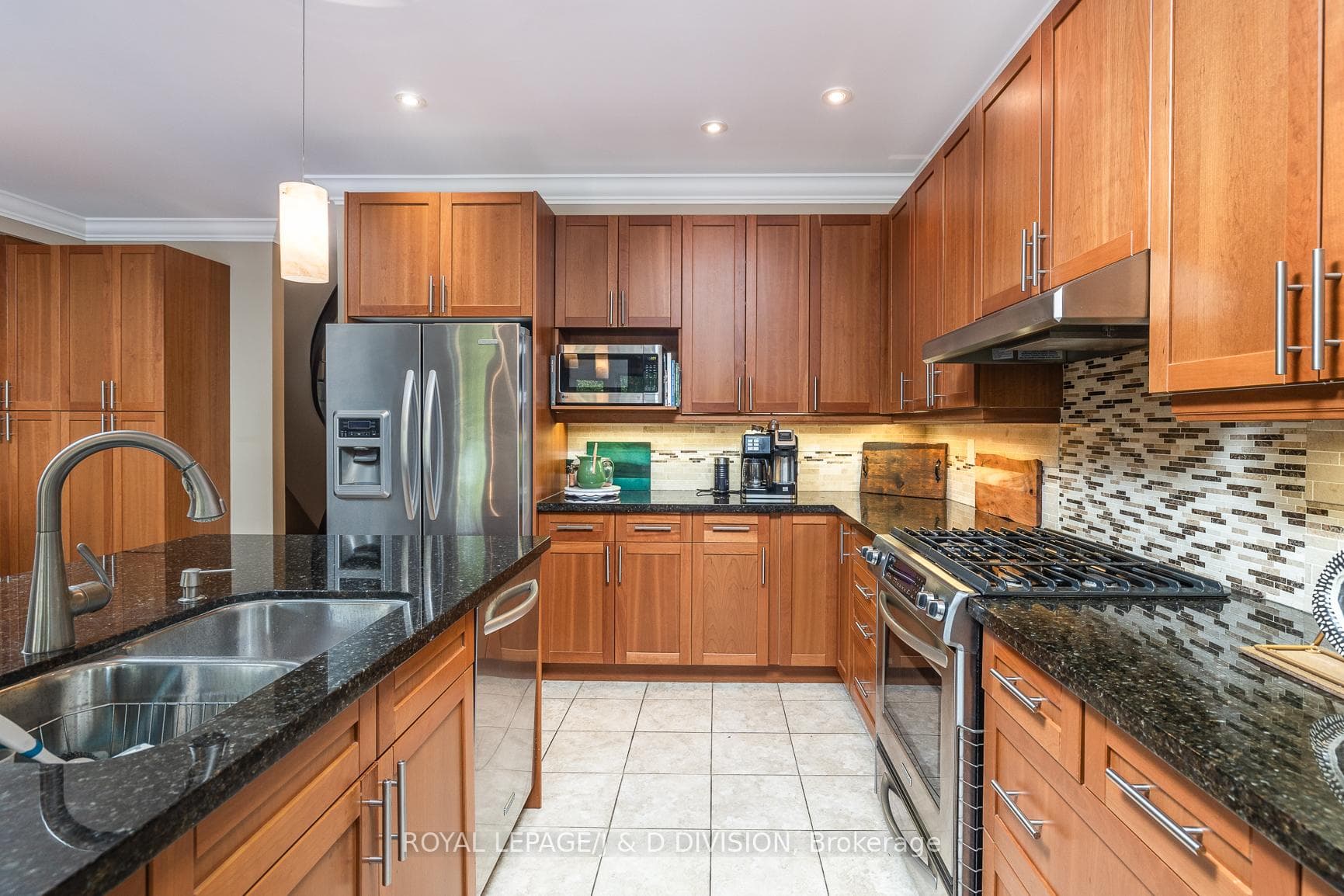 2321 Wuthering Heights Way photo 18