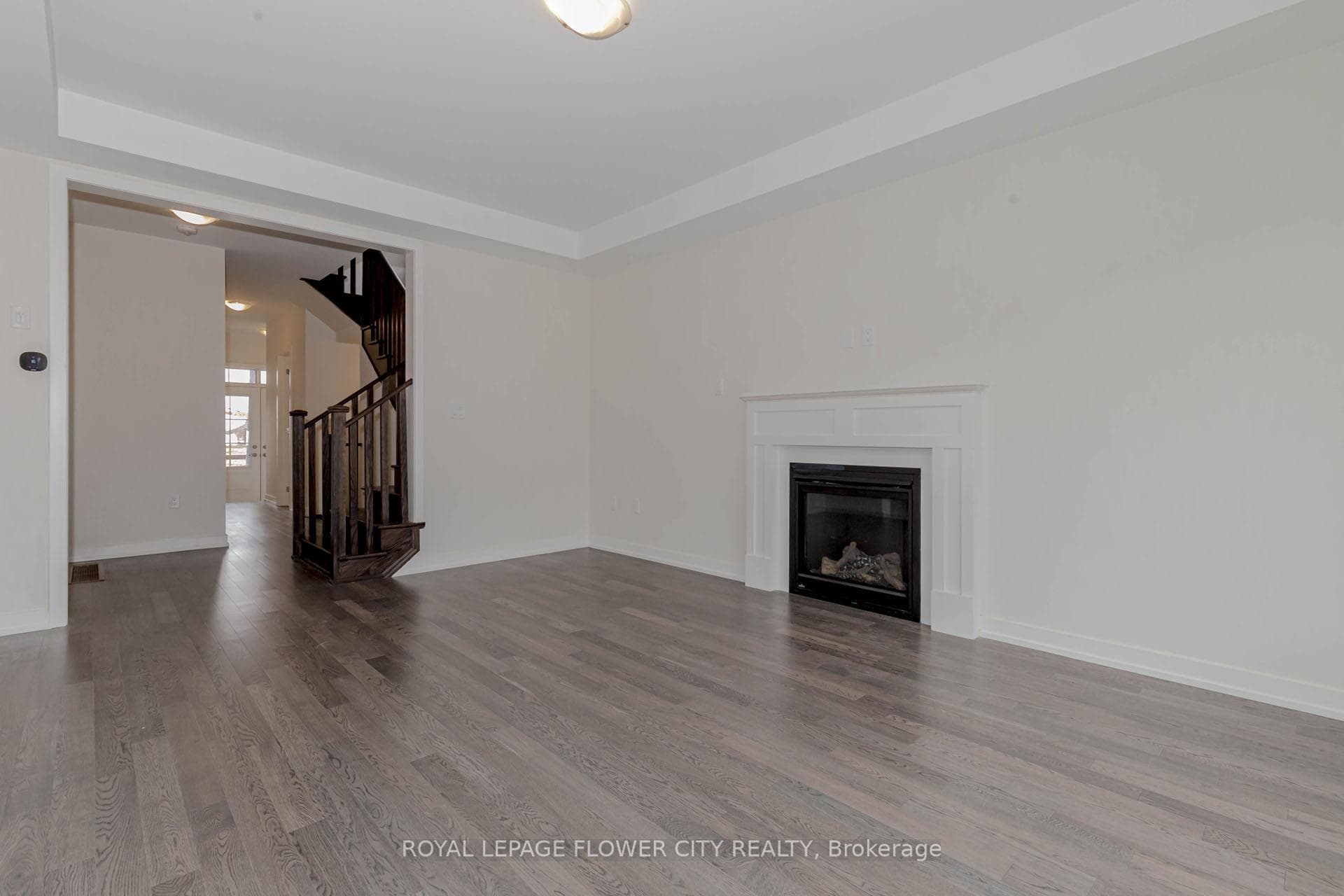 129 Henshaw Drive photo 7