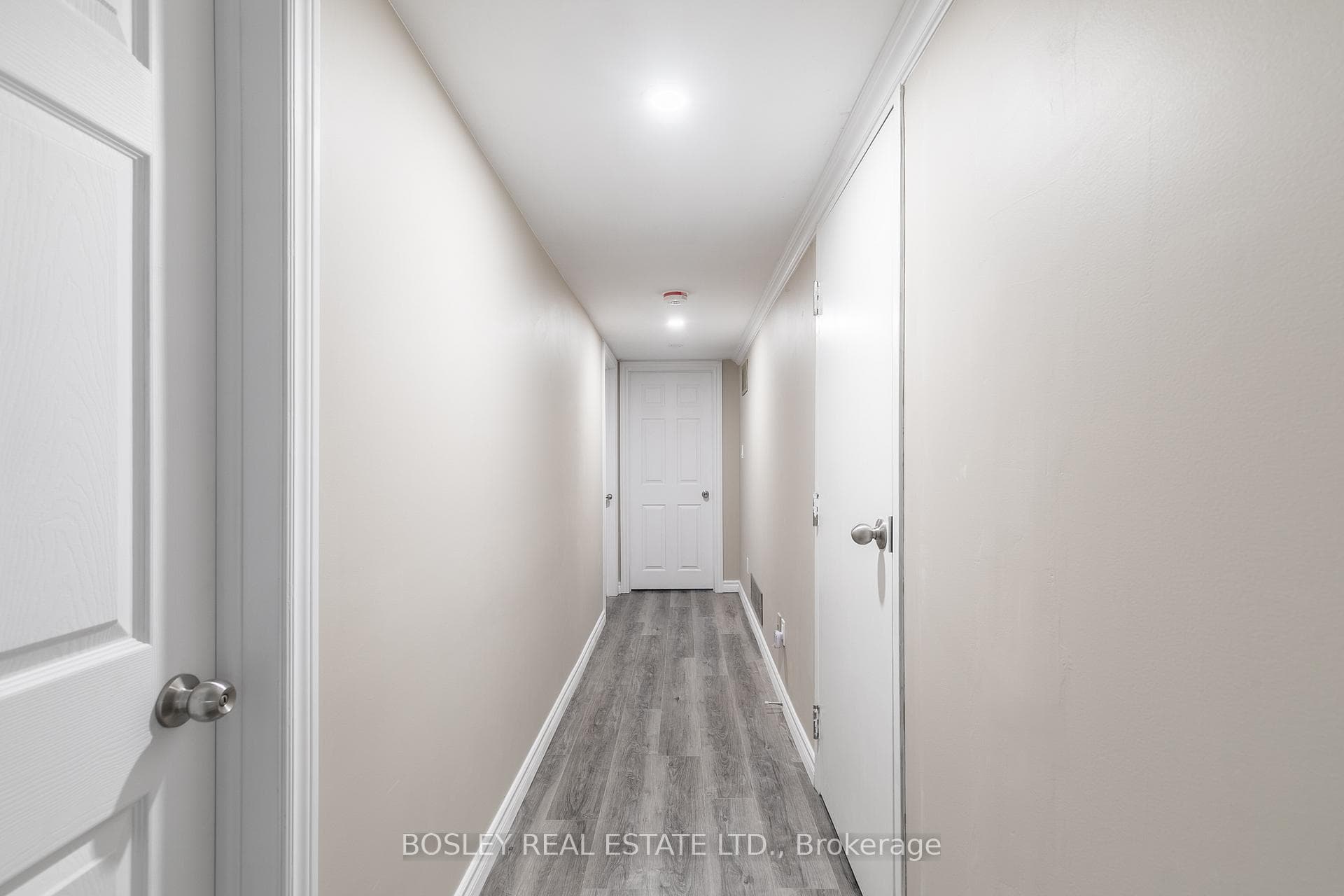 11 Sanagan Road Unit Lower photo 18
