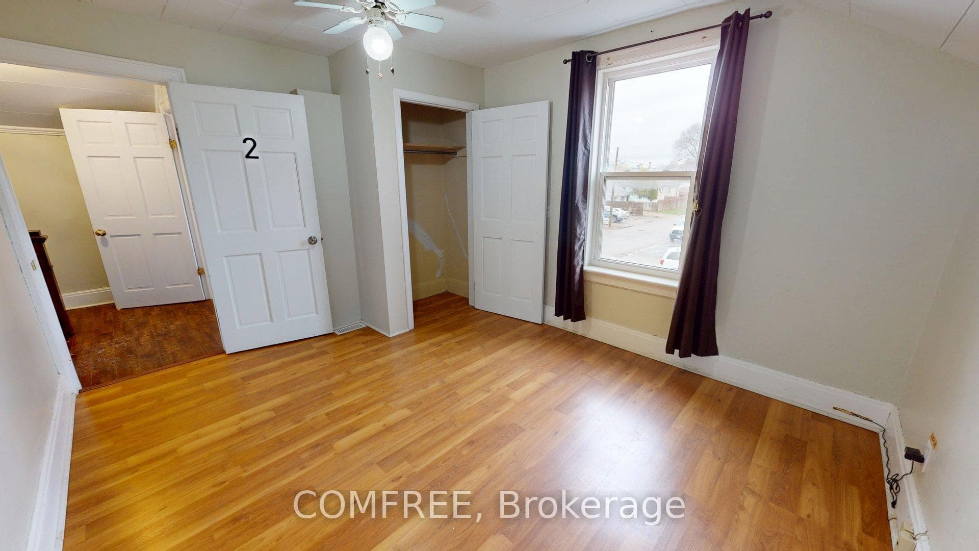 1405 King Street photo 14