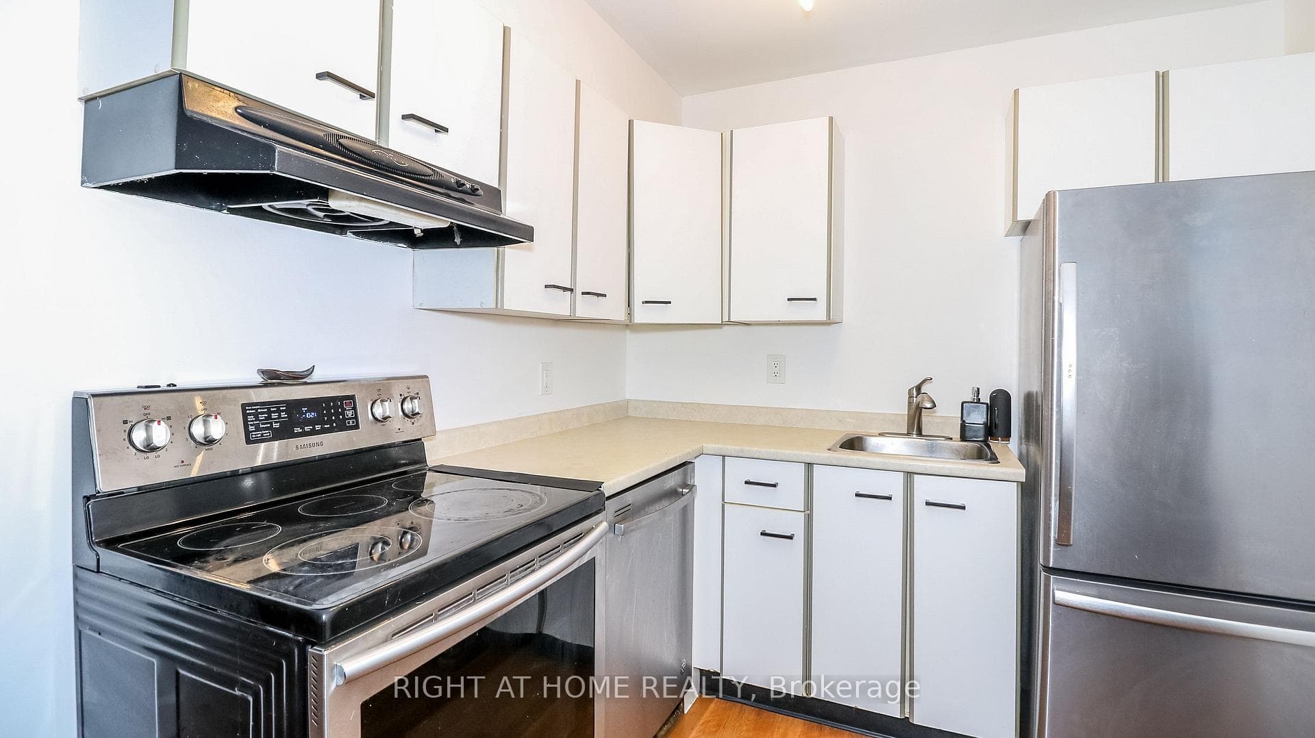 126 Bell Farm Road Unit 113 photo 7