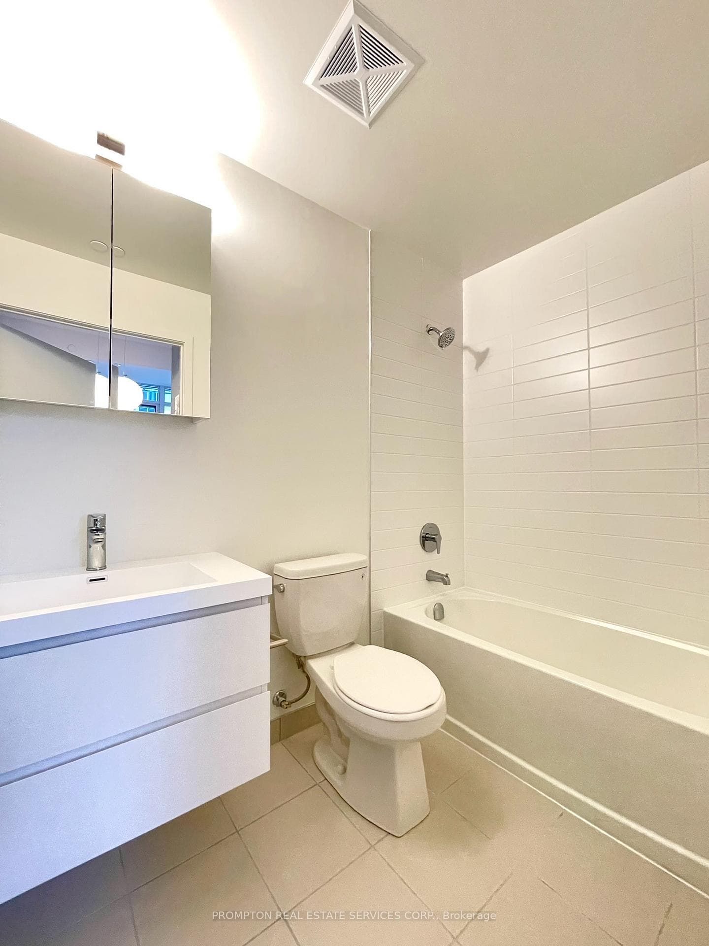 8119 Birchmount Road Unit A1018 photo 7