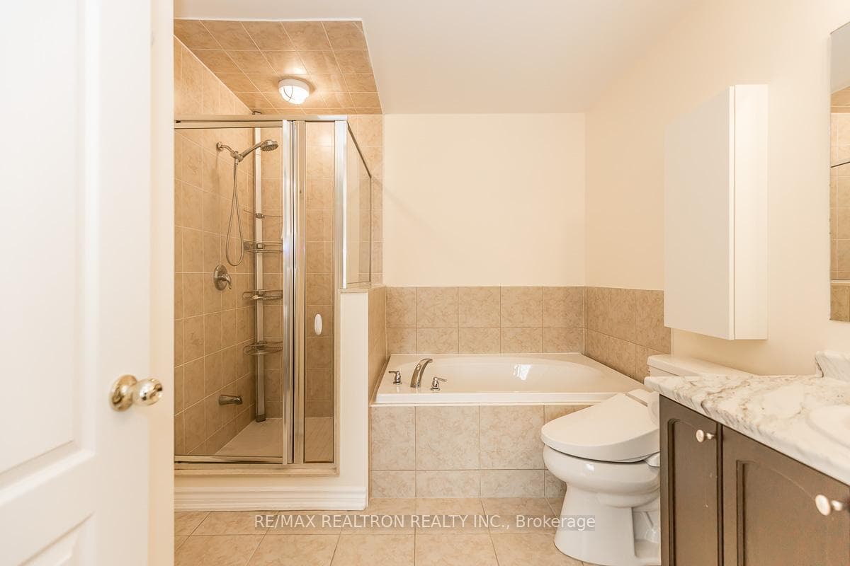 28 Donald Buttress Boulevard photo 29