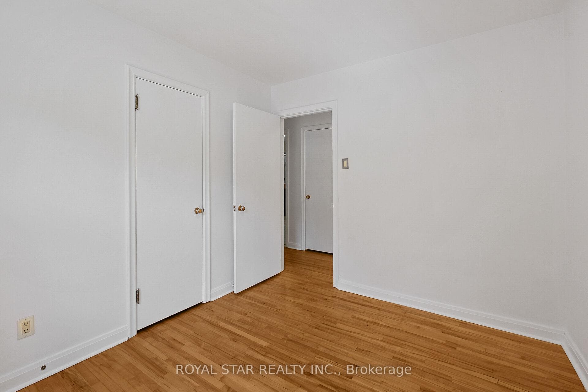 10 Delong Drive photo 25