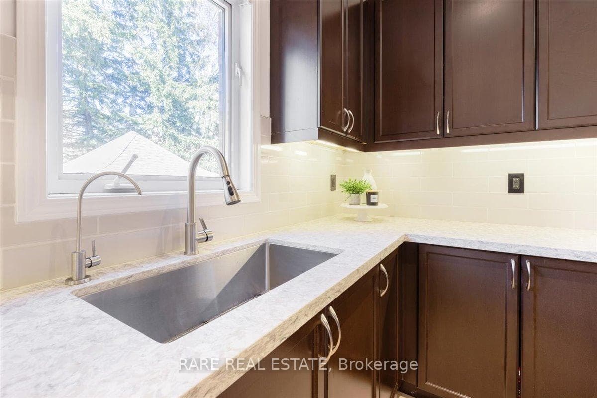 792 Freemont Court photo 13