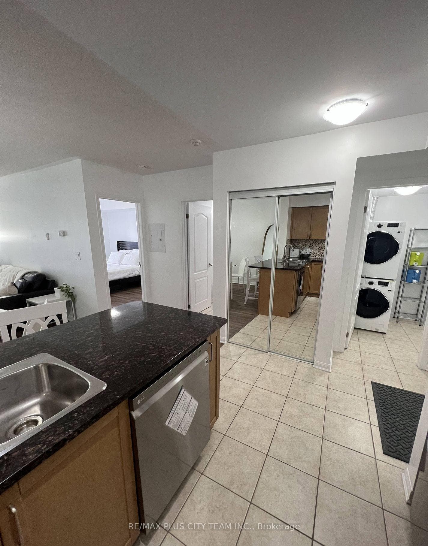 10 Mendelssohn Street Unit 111 photo 18