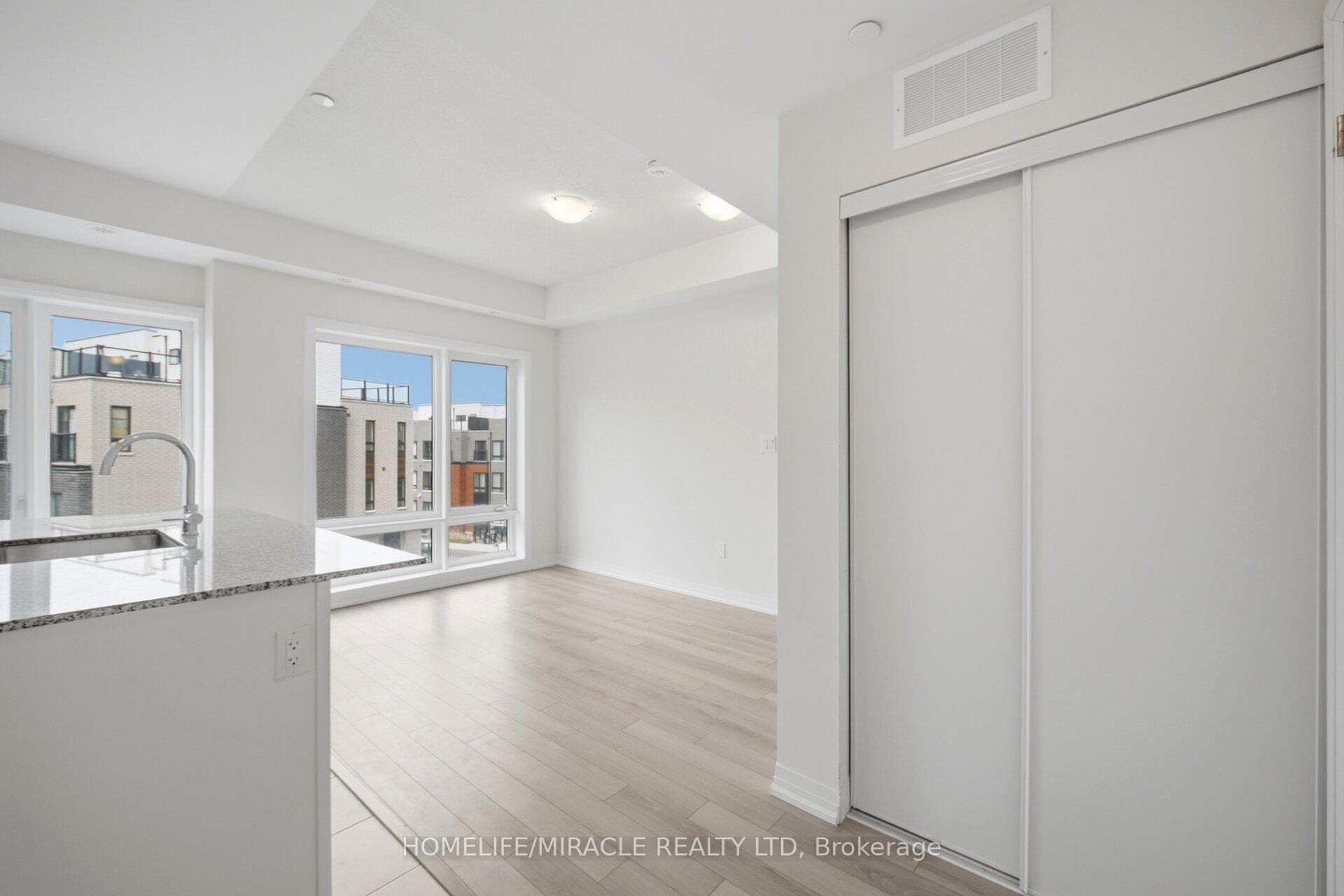 30 Liben Way Unit 20 photo 8