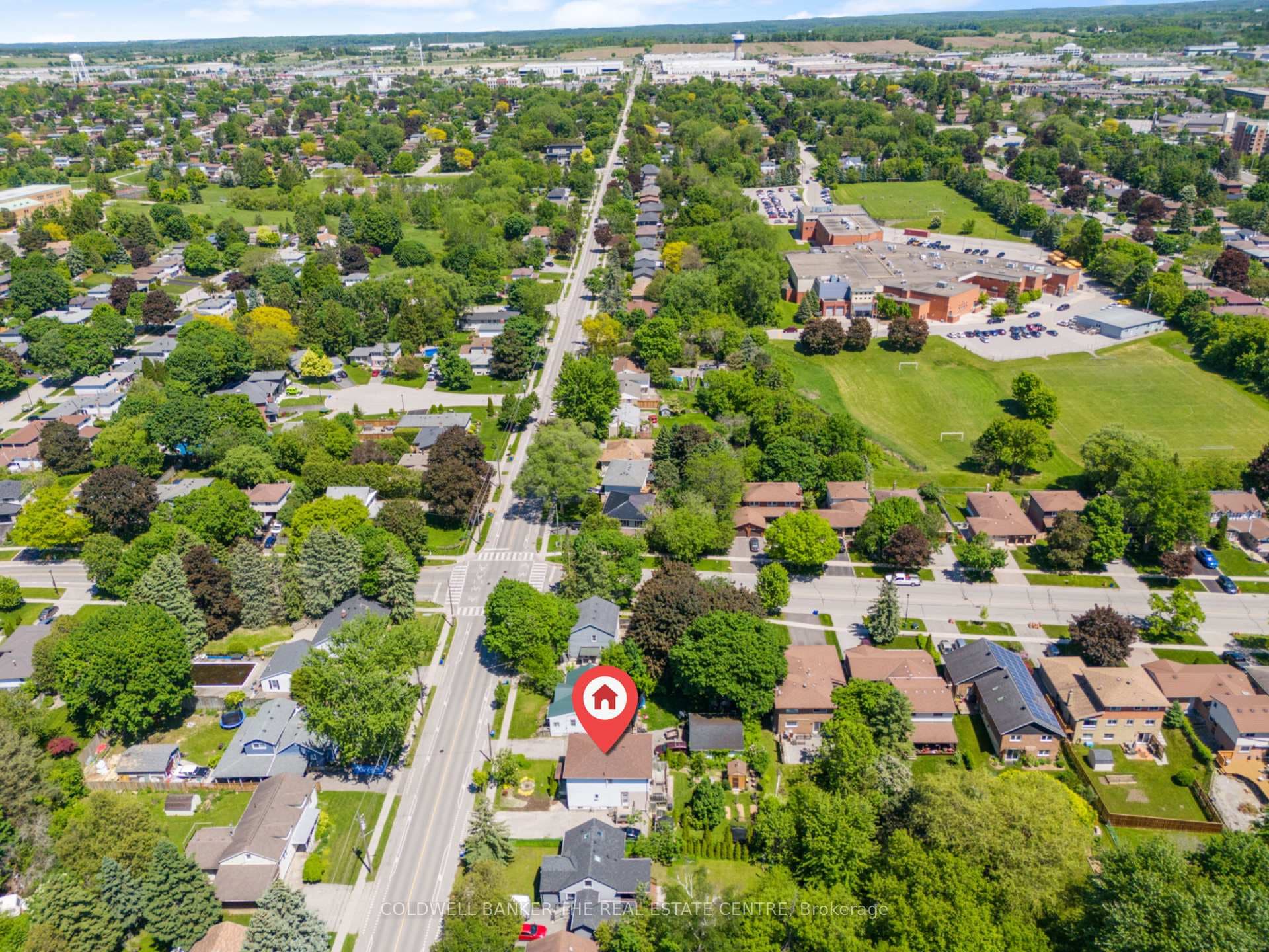 Close to Sacred Heart Catholic High School