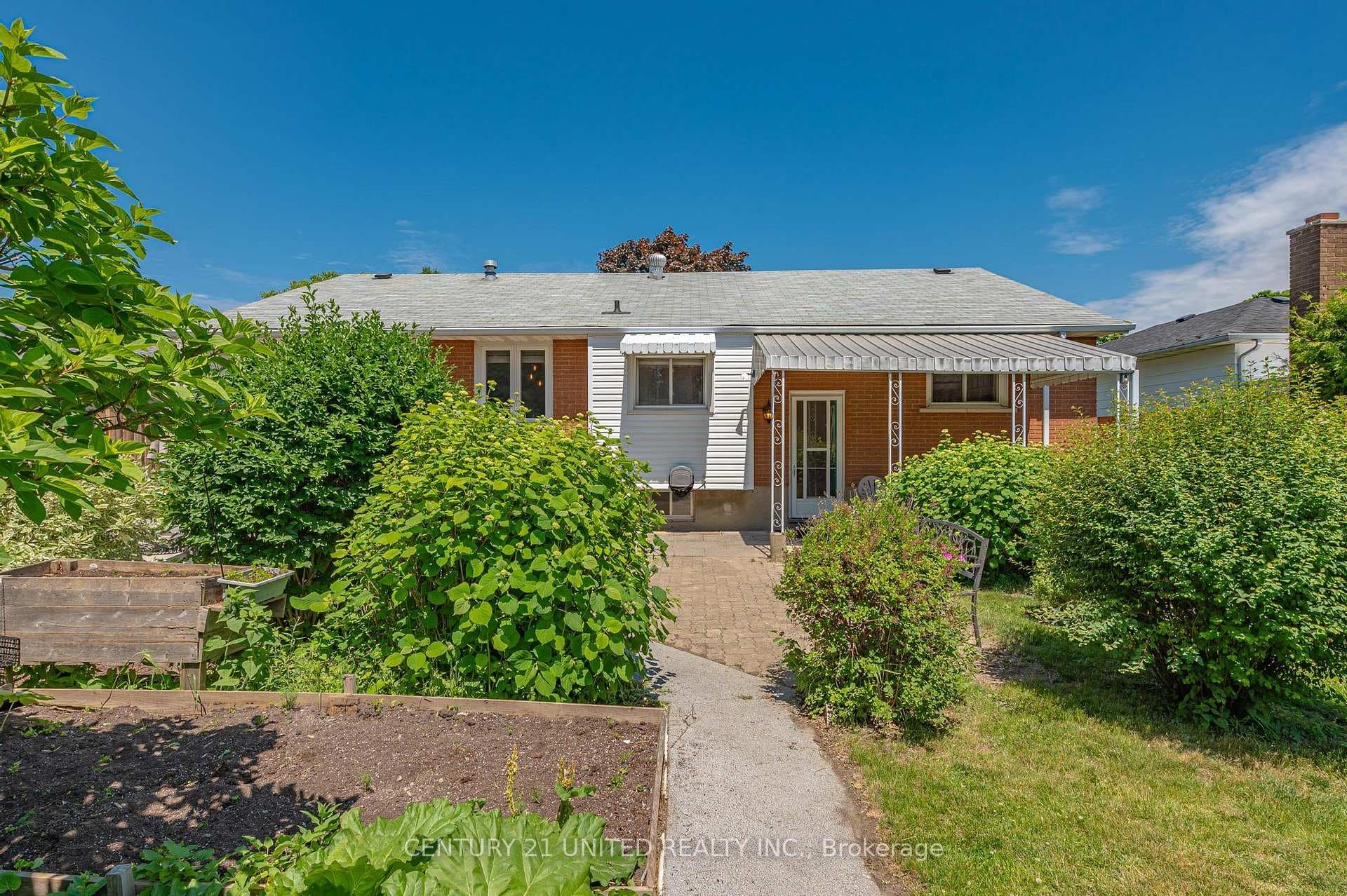 39 Centennial Drive photo 9