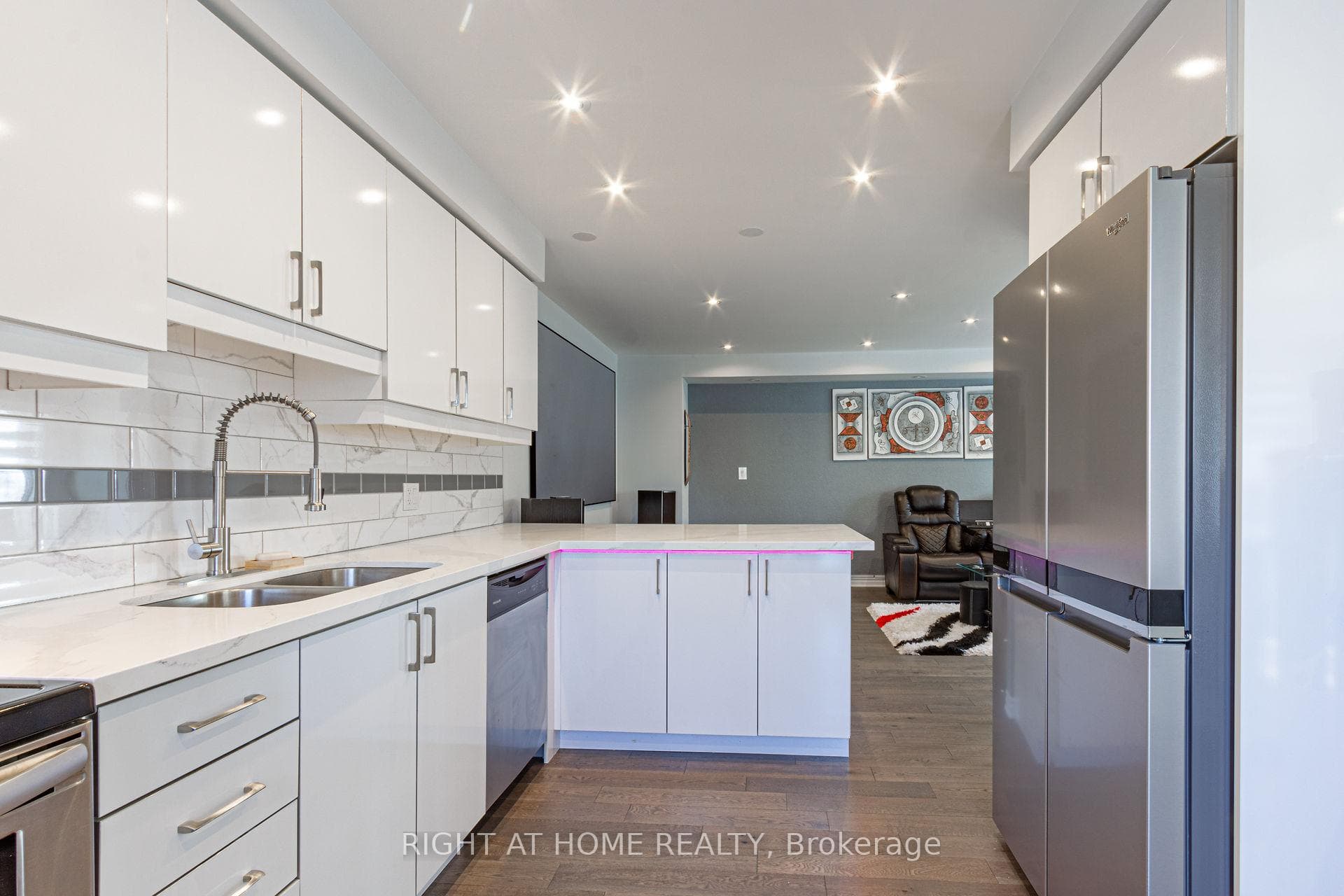 1000 Asleton Boulevard Unit #136 photo 17