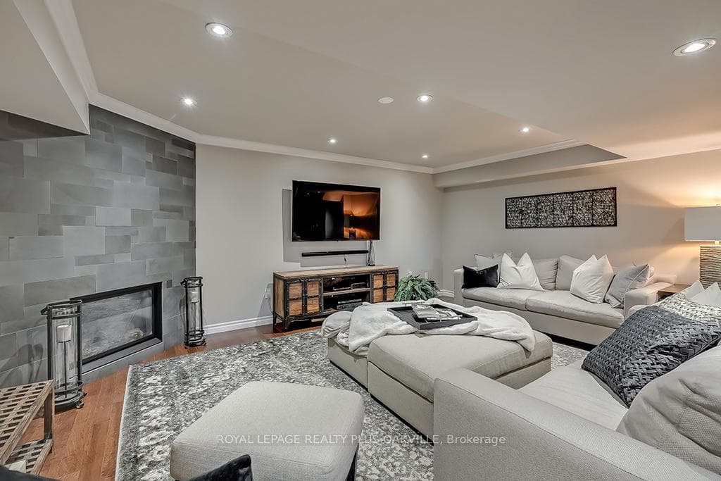 3105 Portree Crescent photo 33