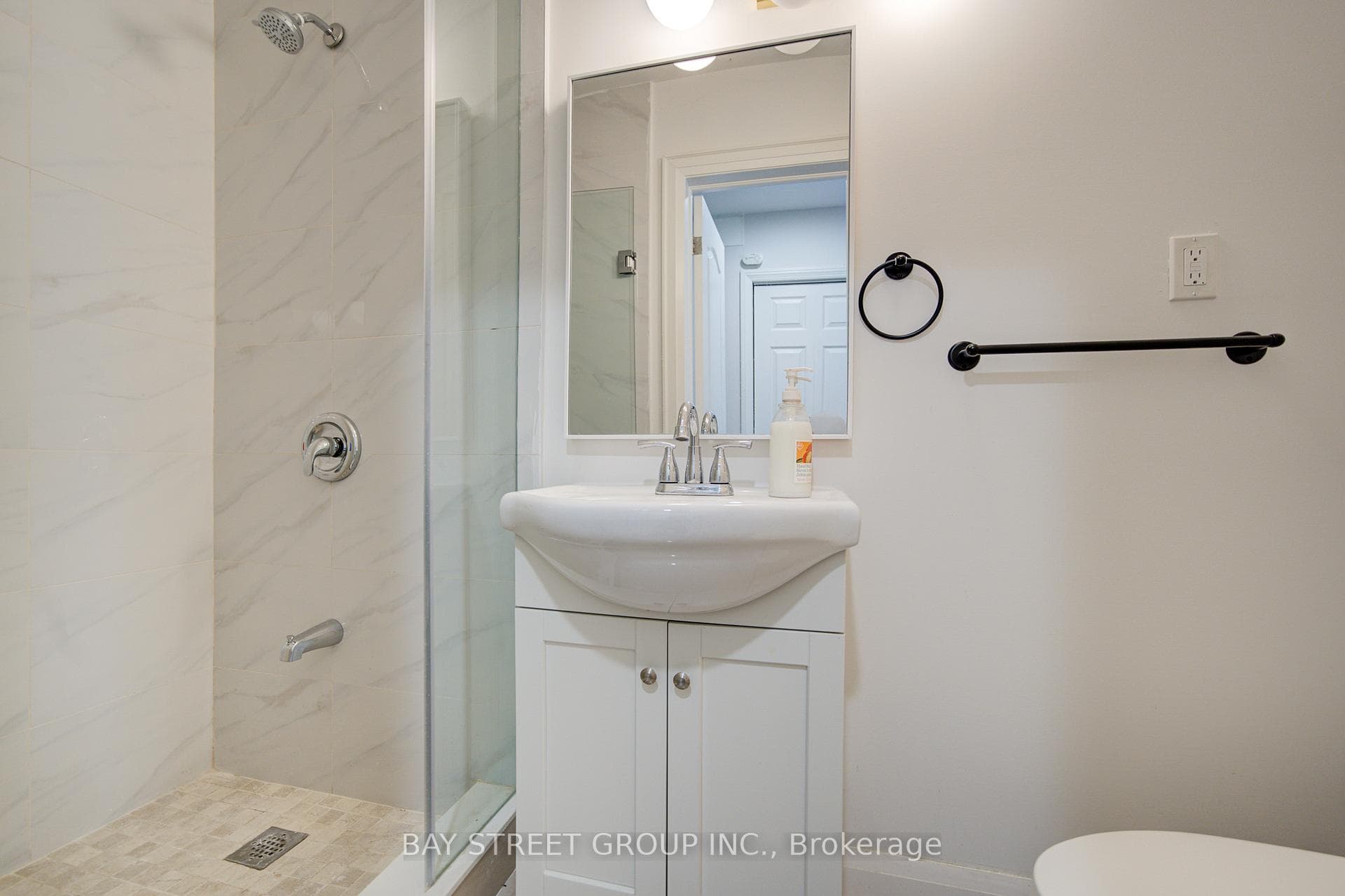 14874 Niagara River Parkway photo 12