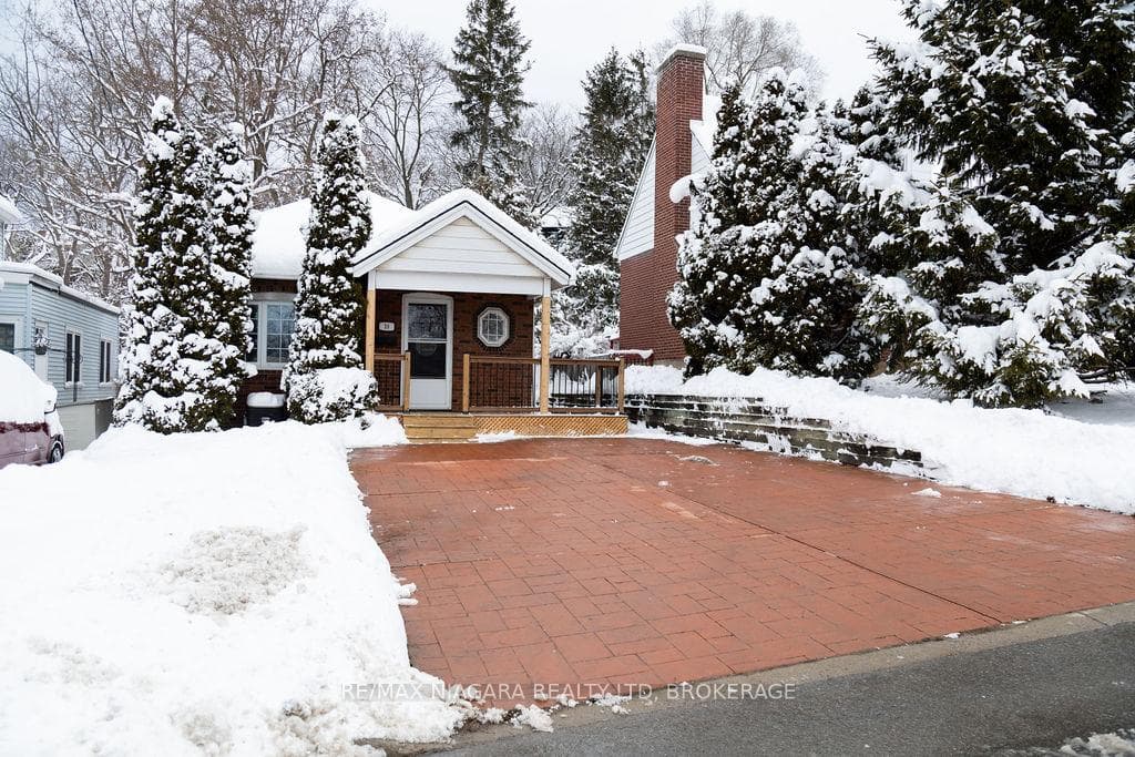 18 Welland Vale Road photo 27