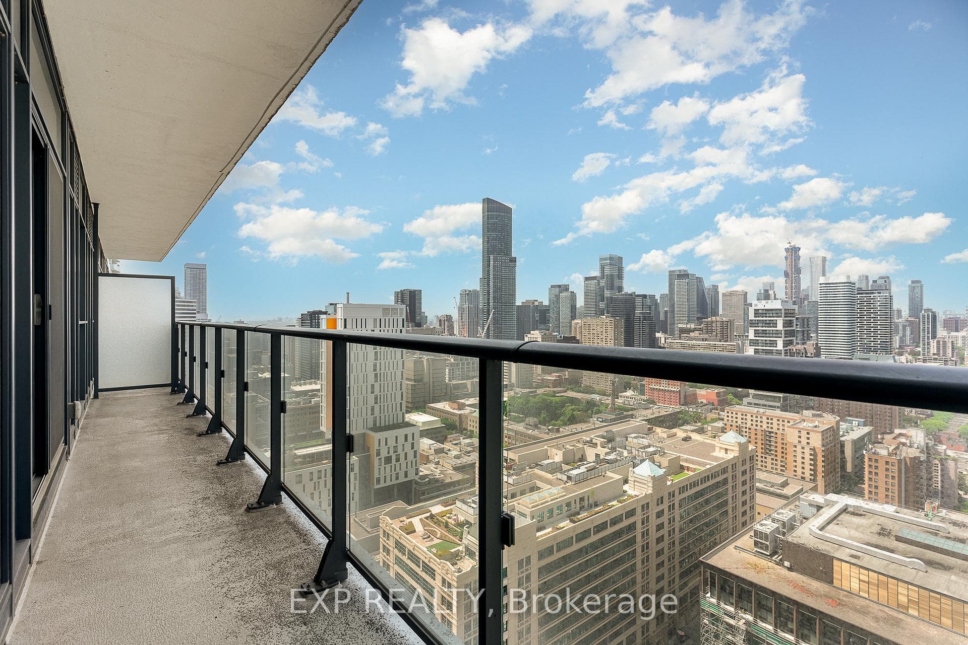 159 Dundas Street Unit 3307 photo 12