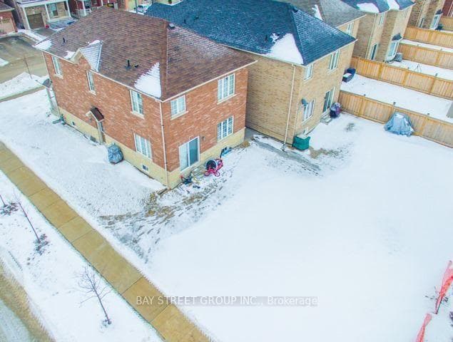 72 Naylor Drive Unit Upper photo 16