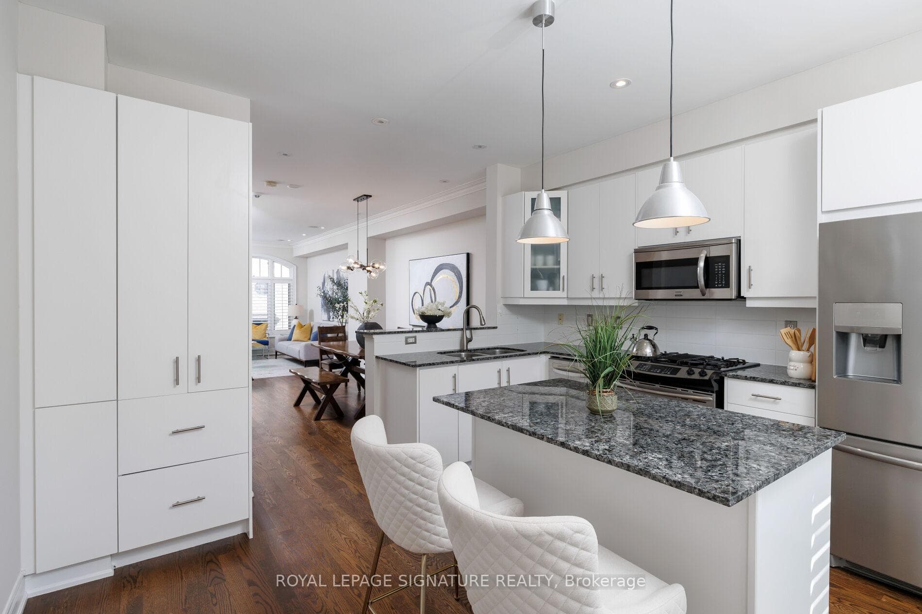 59 Lobo Mews photo 6