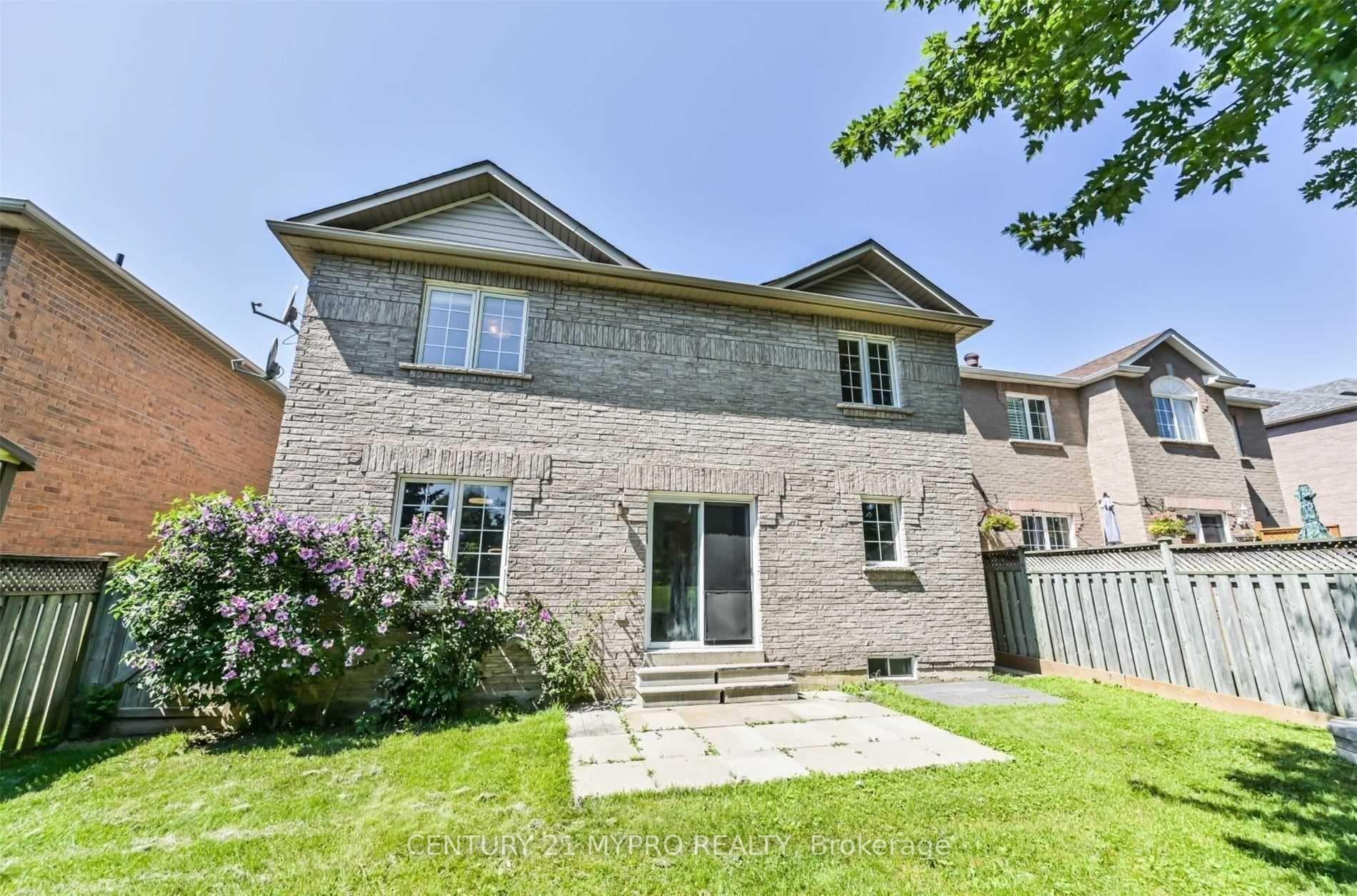 60 Hibbard Drive photo 27