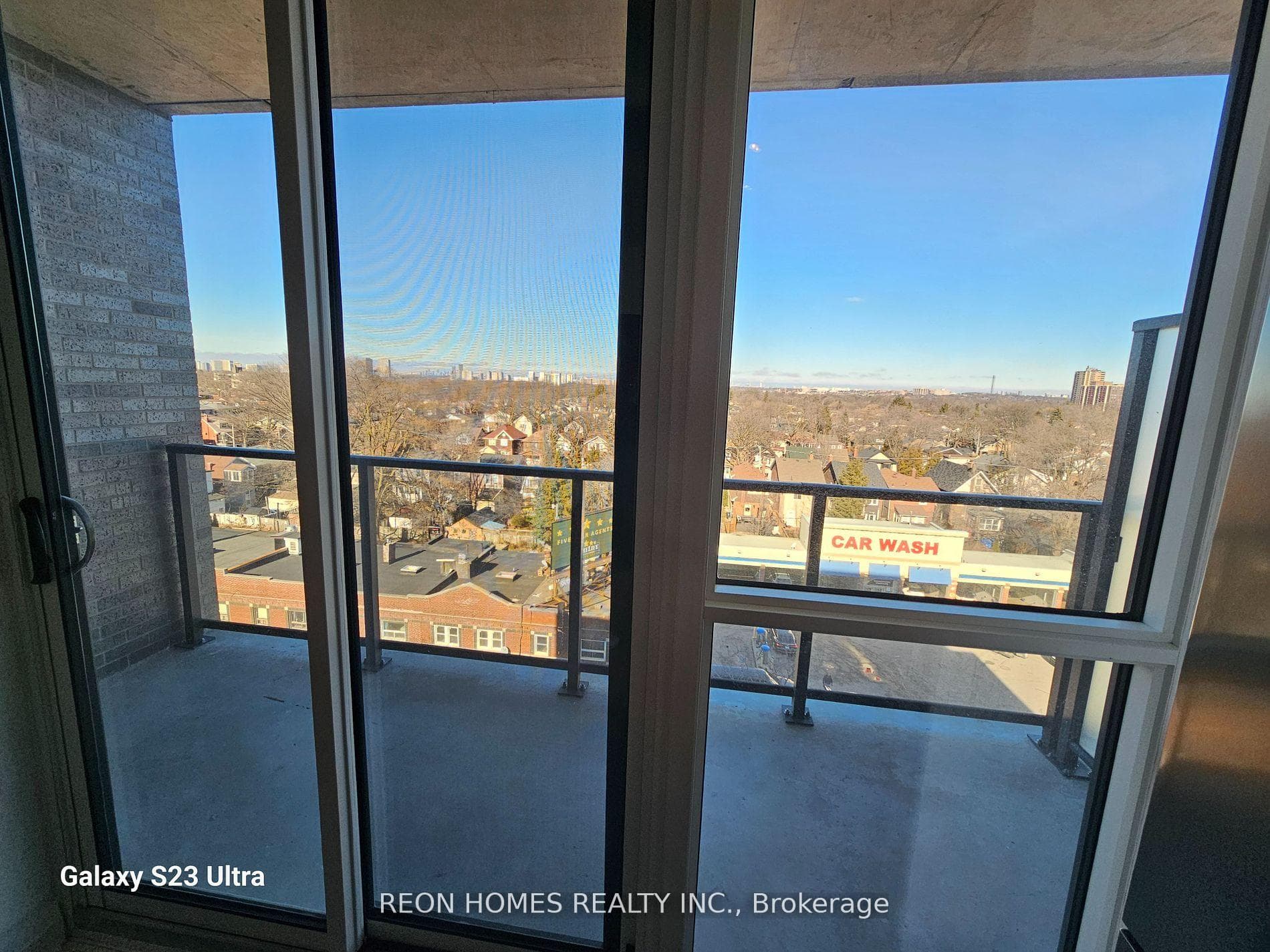 2369 Danforth Avenue Unit 705 photo 16