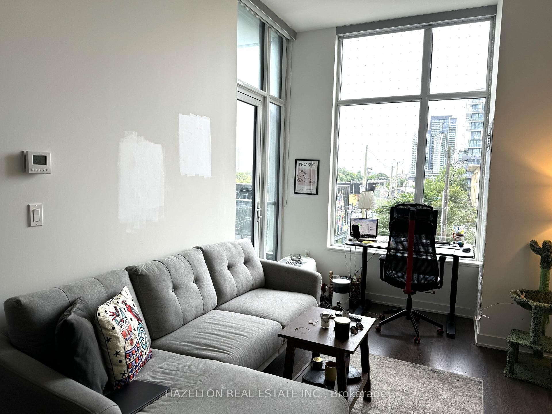 27 Bathurst Street Unit 212 photo 2
