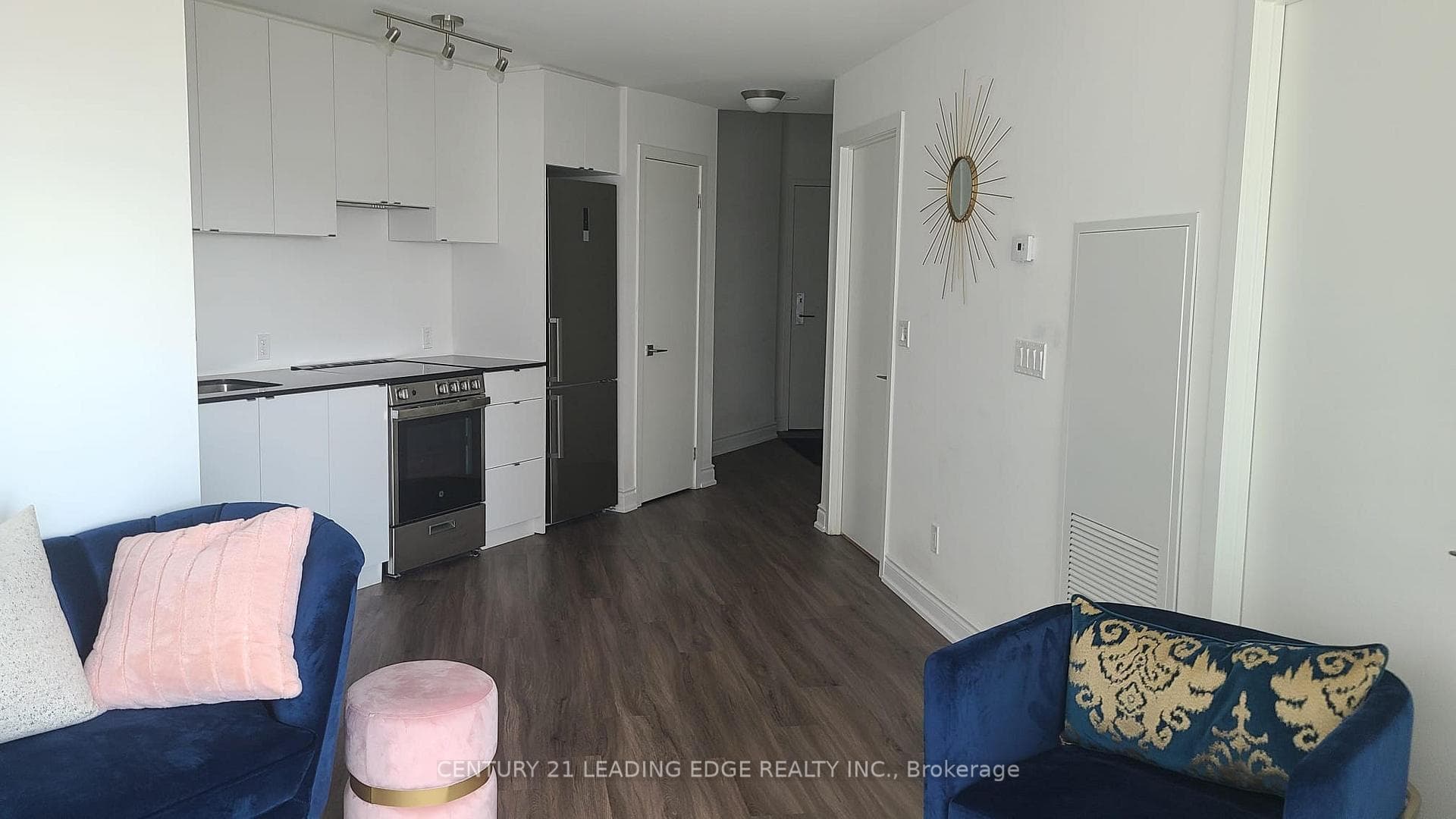 49 Liberty Street Unit 807 photo 9