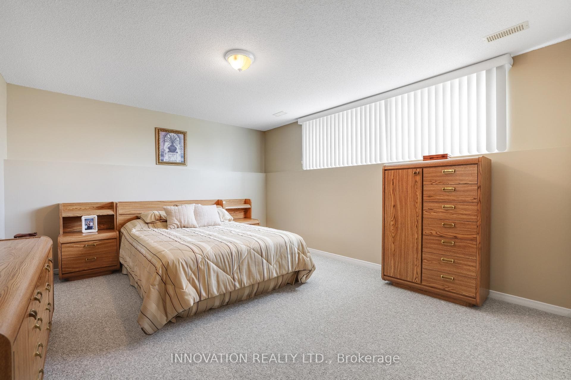 14 Riley Crescent photo 27