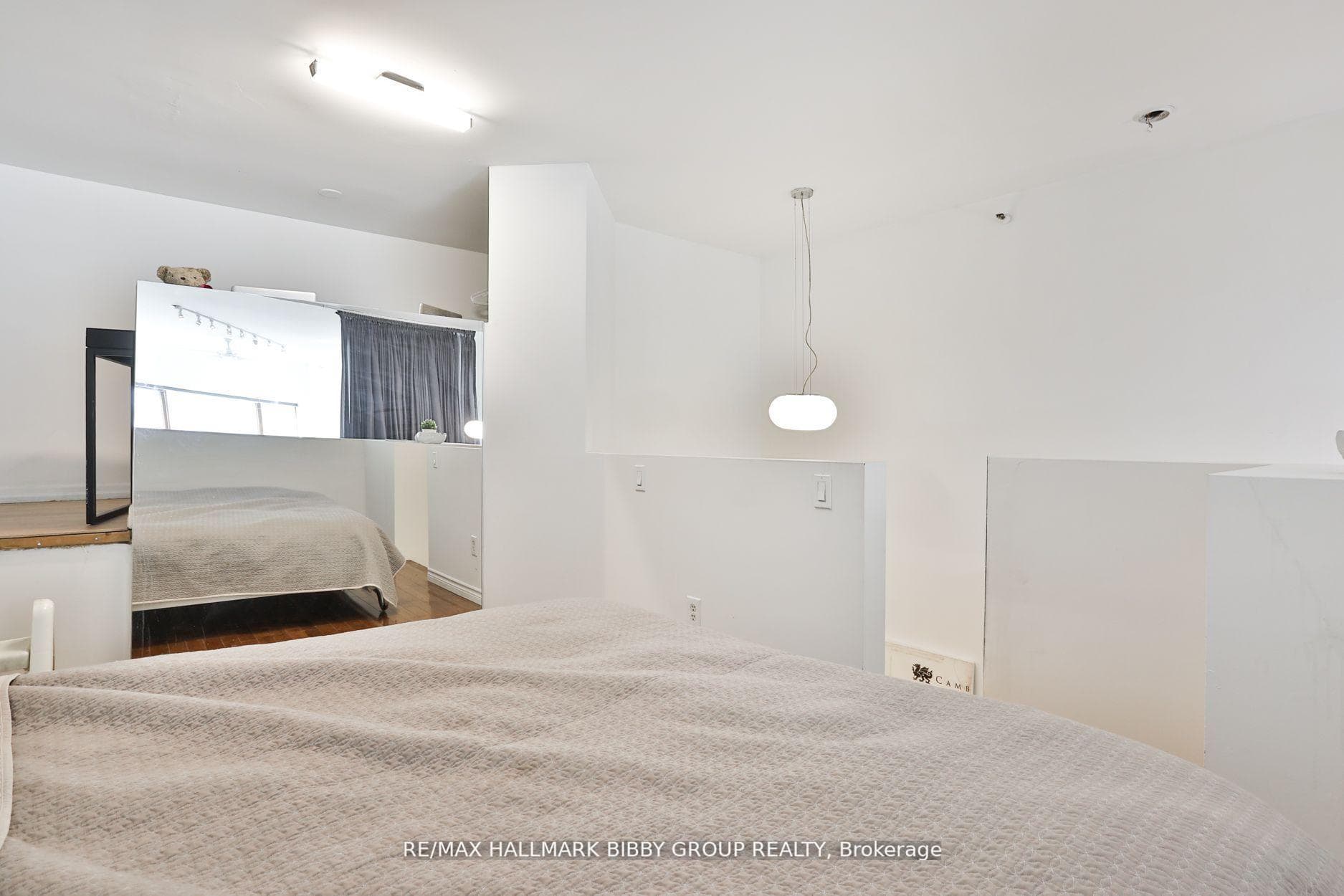 676 Richmond Street Unit 101 photo 18