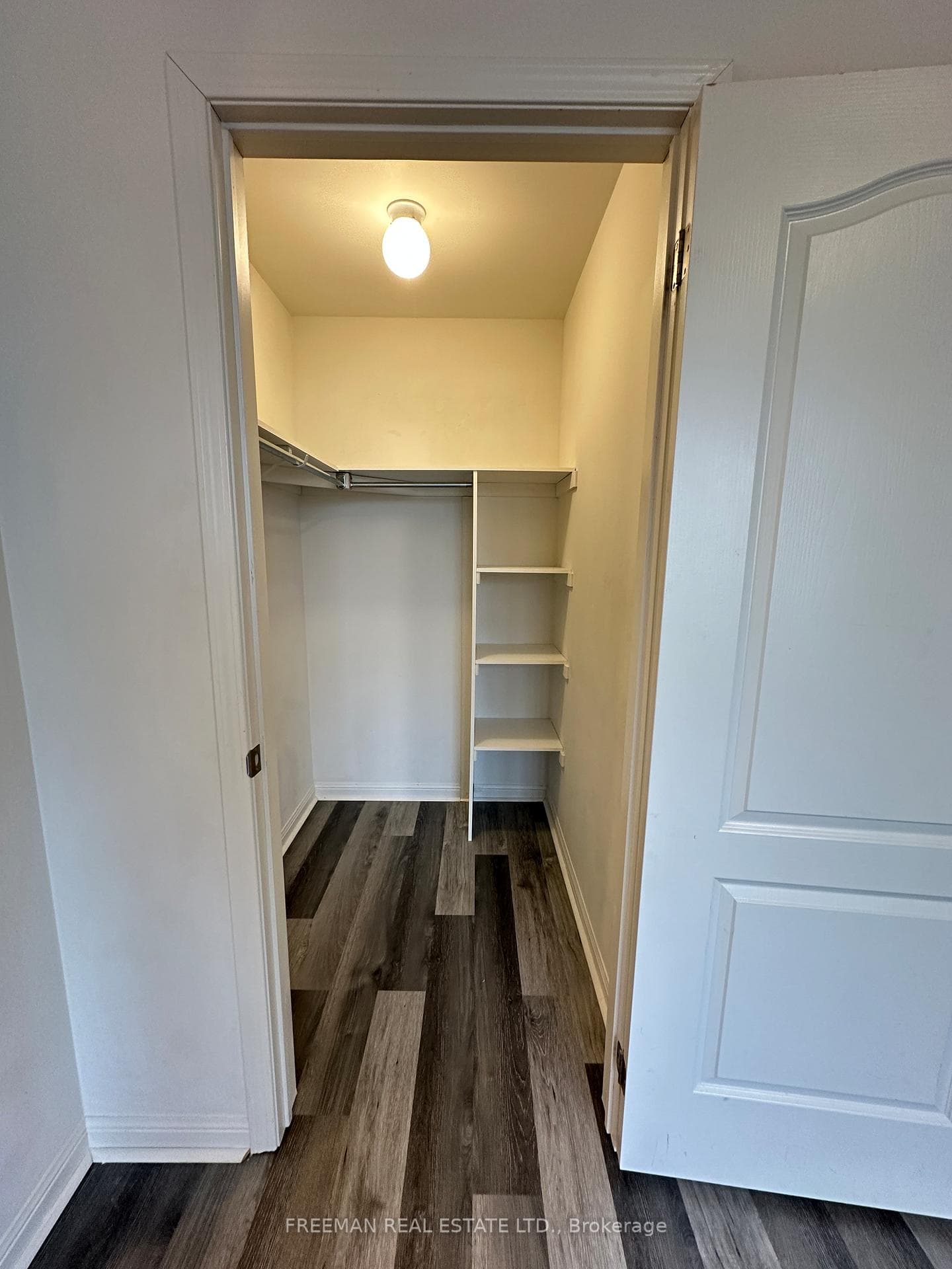 3135 Boxford Crescent Unit 16 photo 9