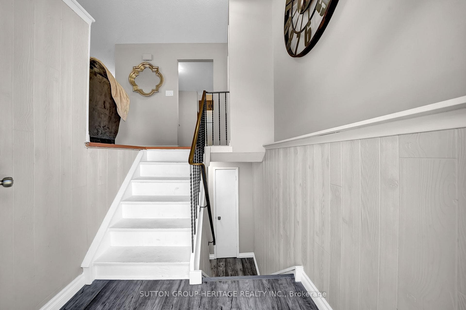 248 Northminster Court photo 3