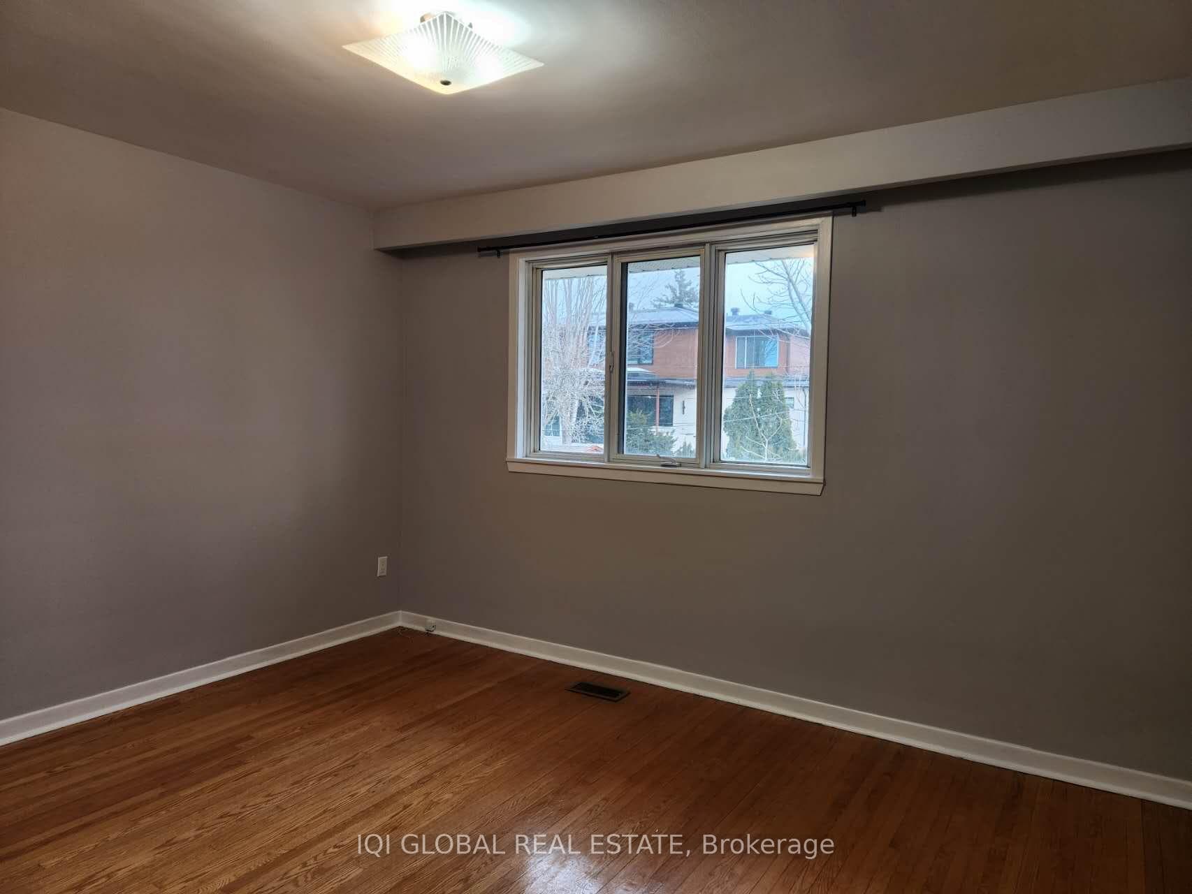 2143 Linby Street Unit UPPER photo 11