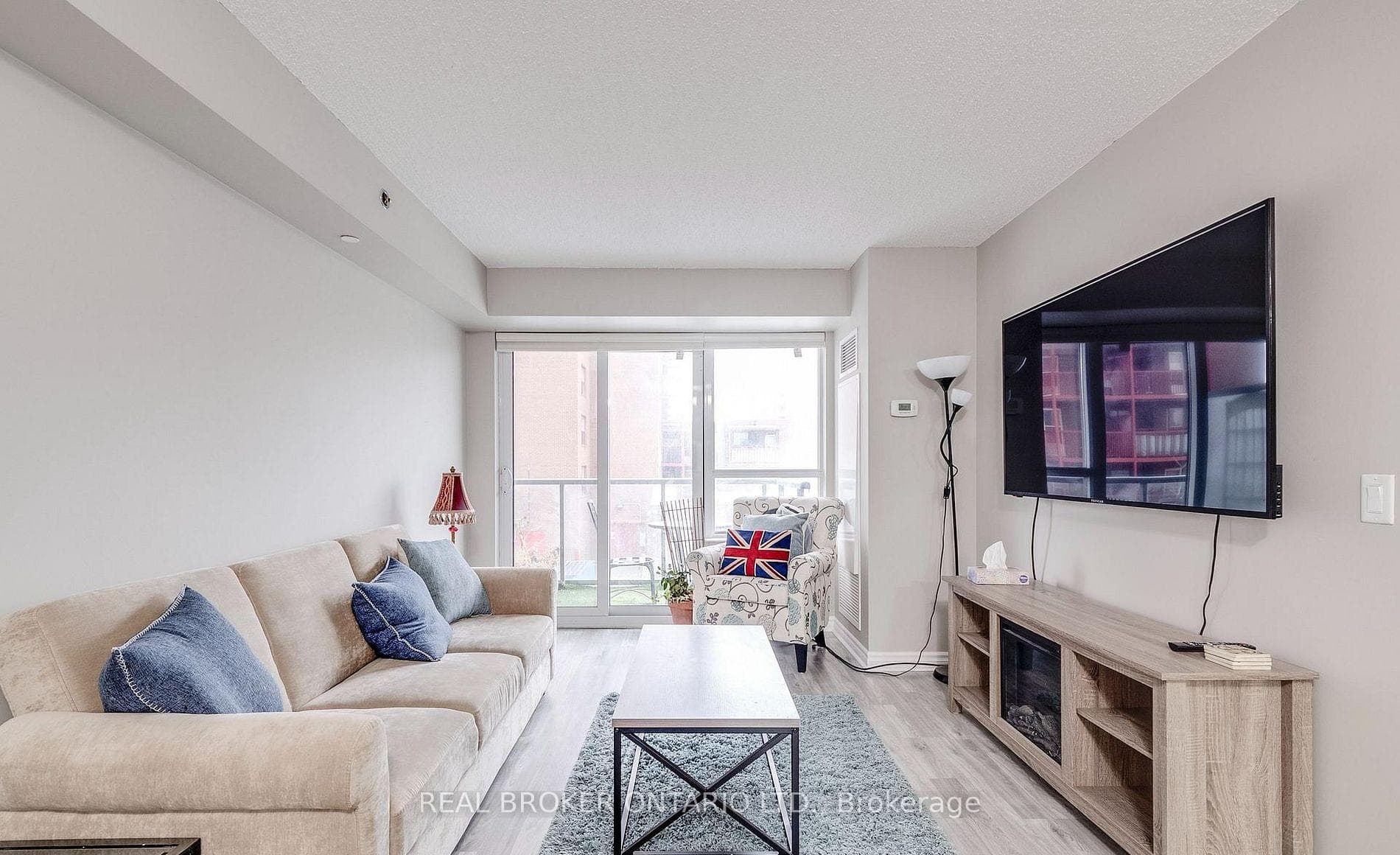 35 Saranac Boulevard Unit 225 photo 1