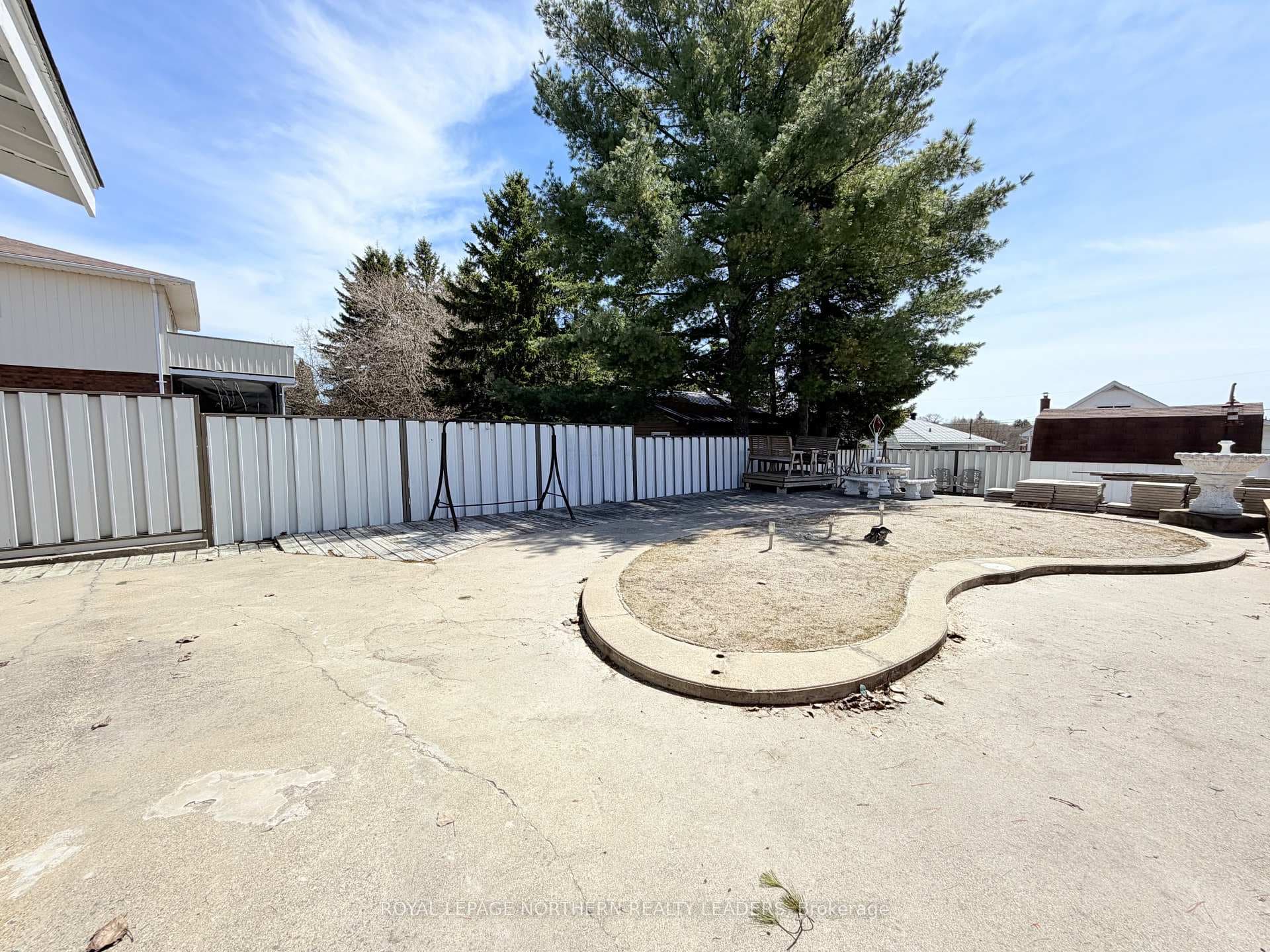 57 Jubilee Avenue photo 23