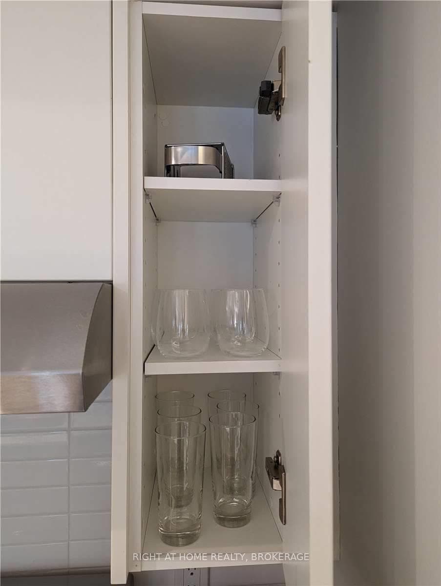 1139 Cooke Boulevard Unit 319 photo 15