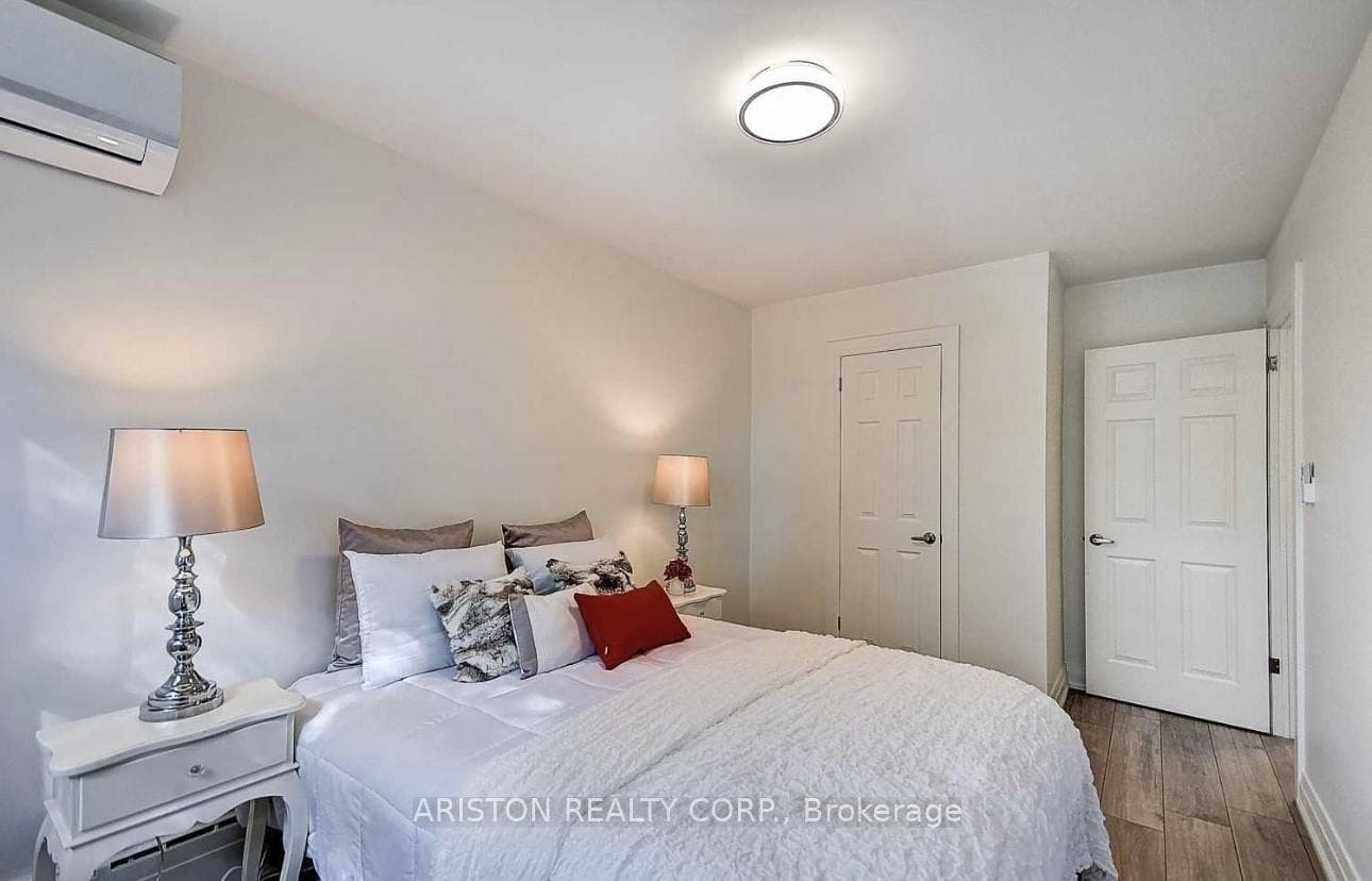 9 Winfield Avenue photo 8