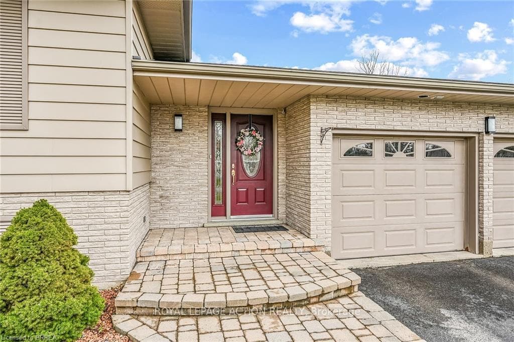 244 McGill Road photo 2