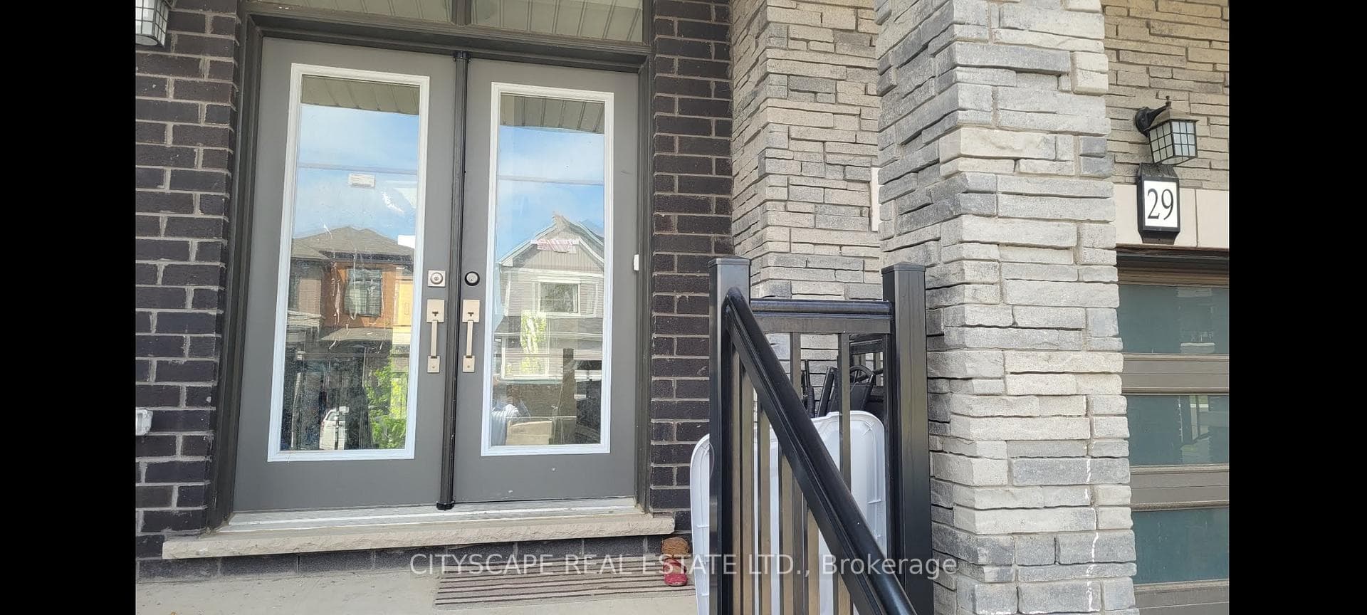 29 Sundin Drive photo 1