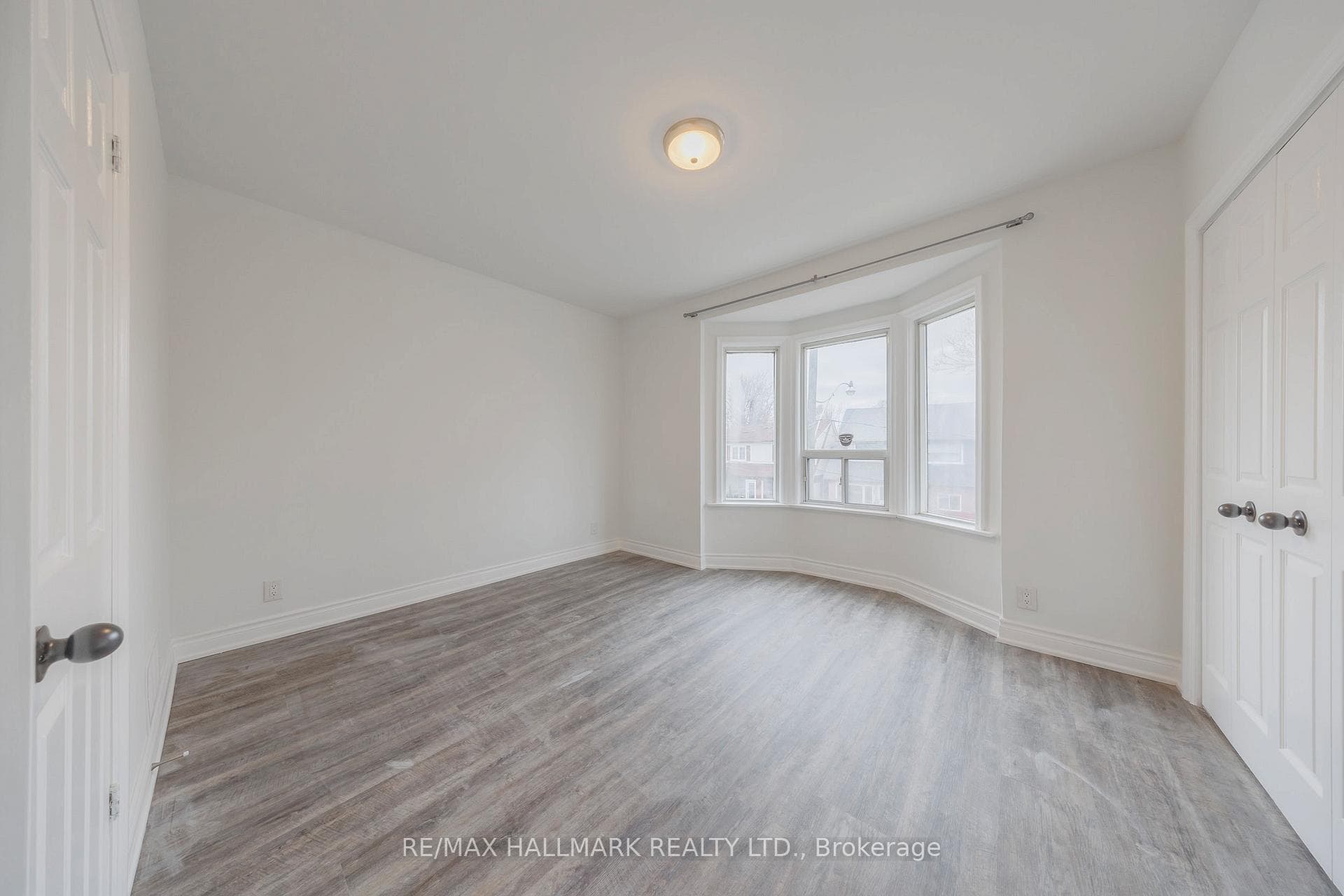 185 Laughton Avenue photo 7