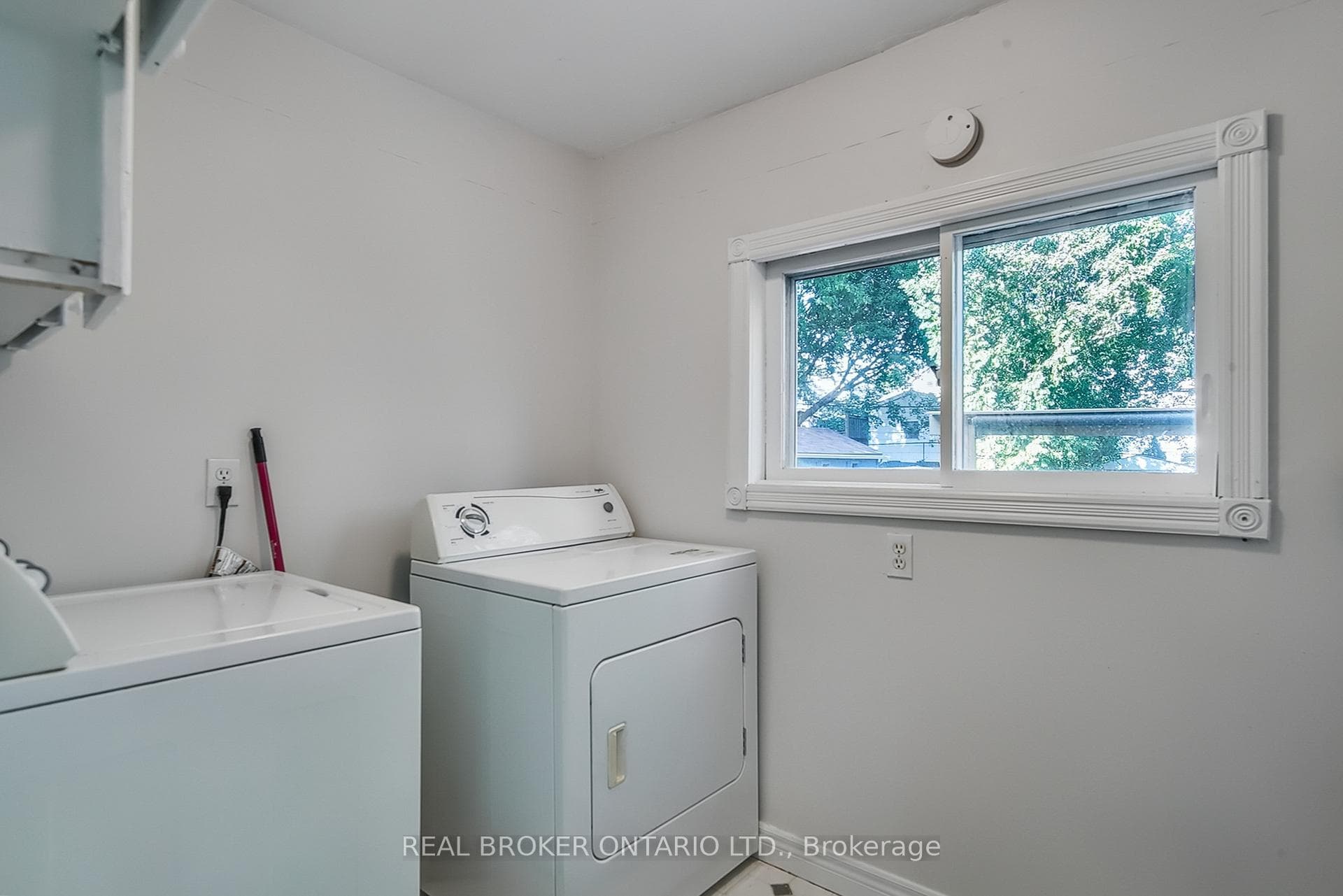 30 Troy Street photo 15