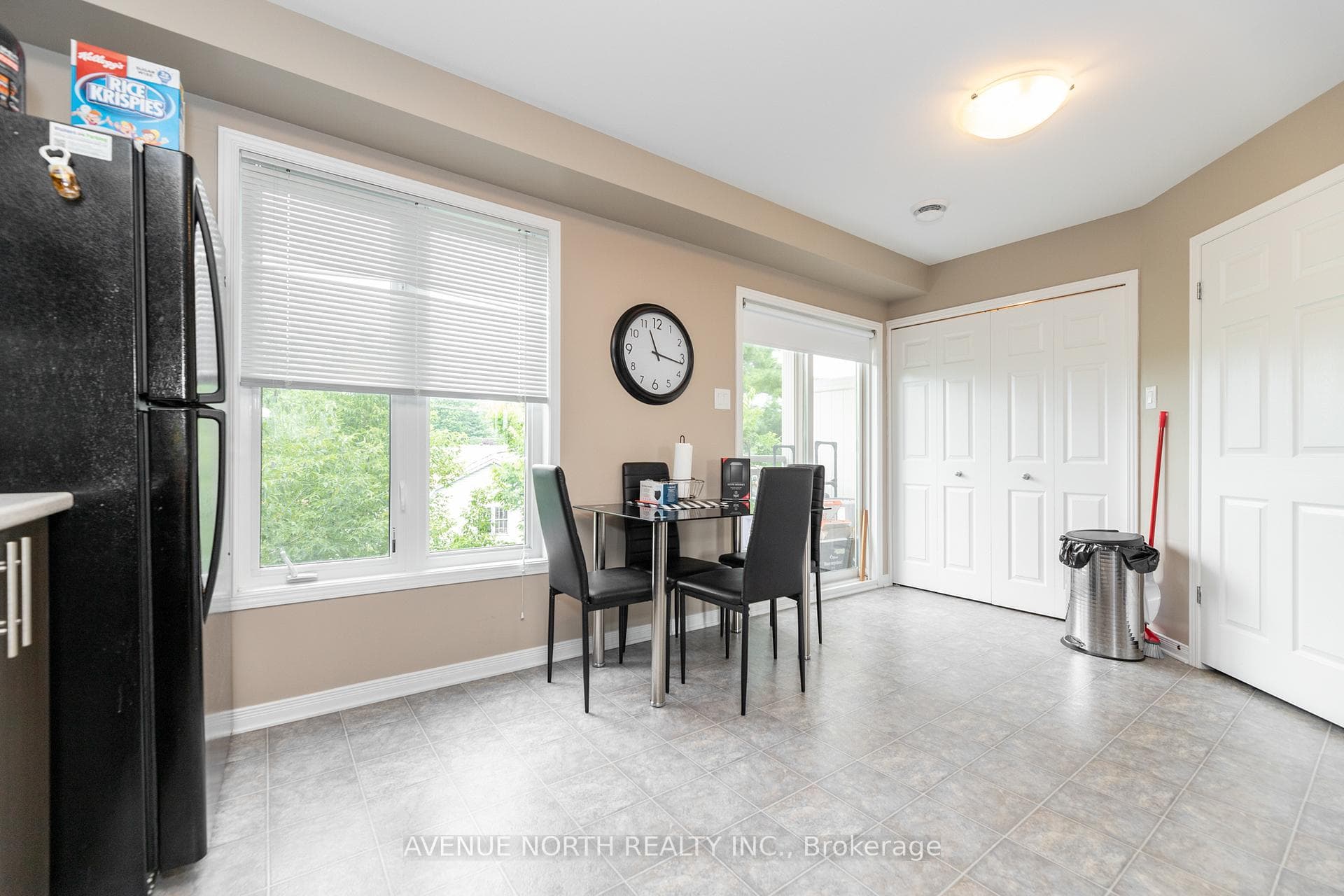 362 Galston Private photo 15