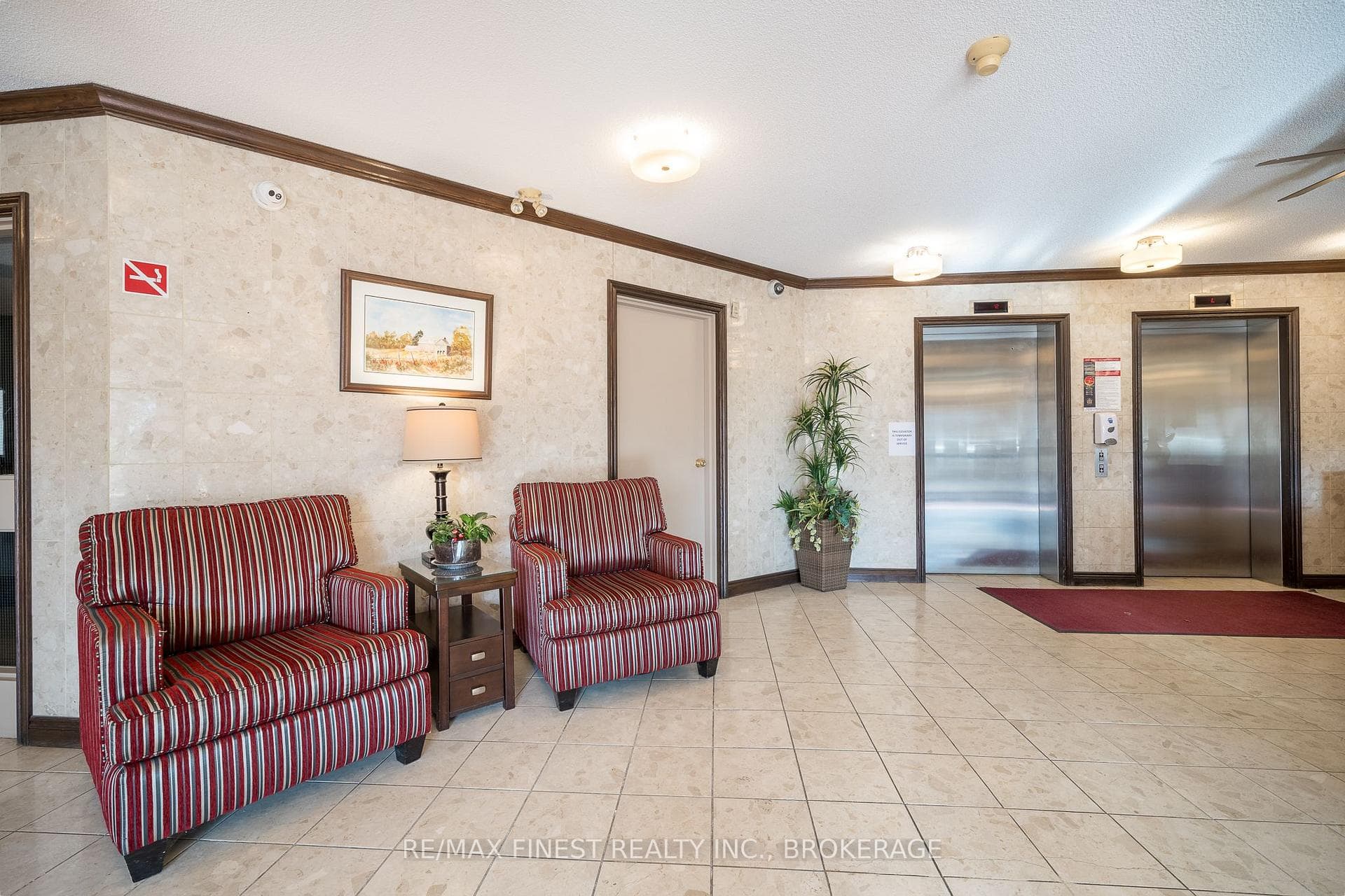 675 Davis Drive Unit 305 photo 25