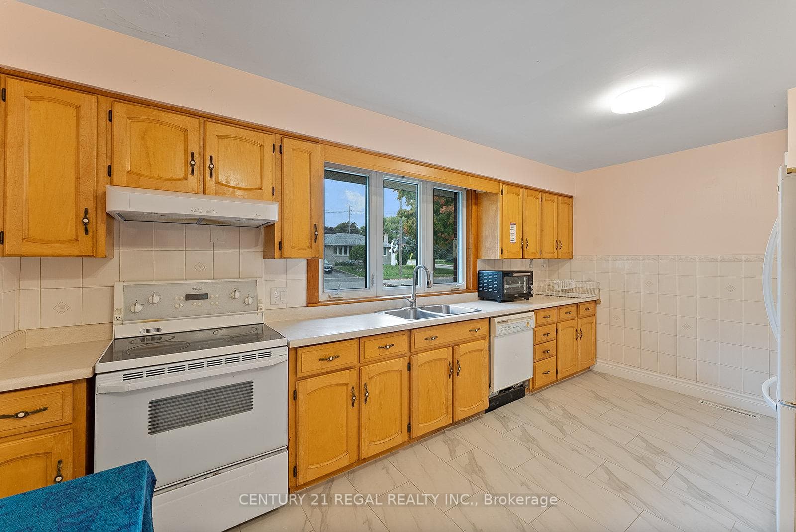 21 Louisa Drive photo 6