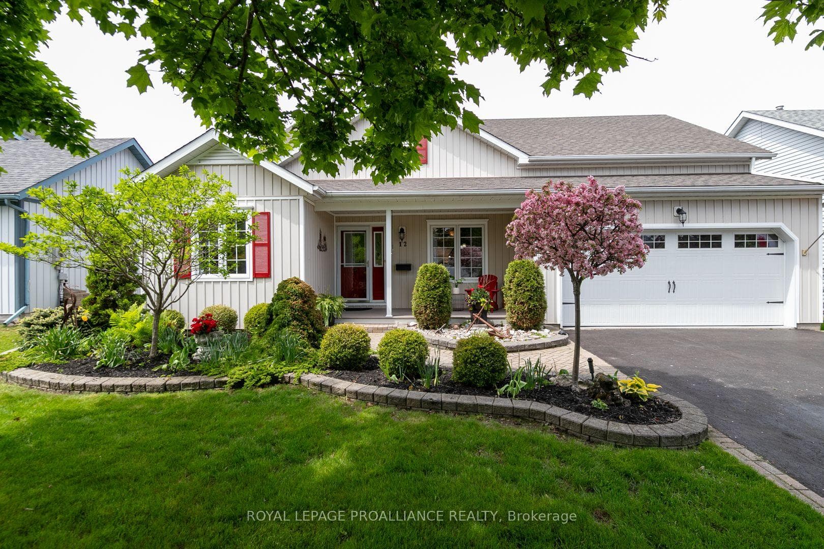 12 Mills Road photo 1