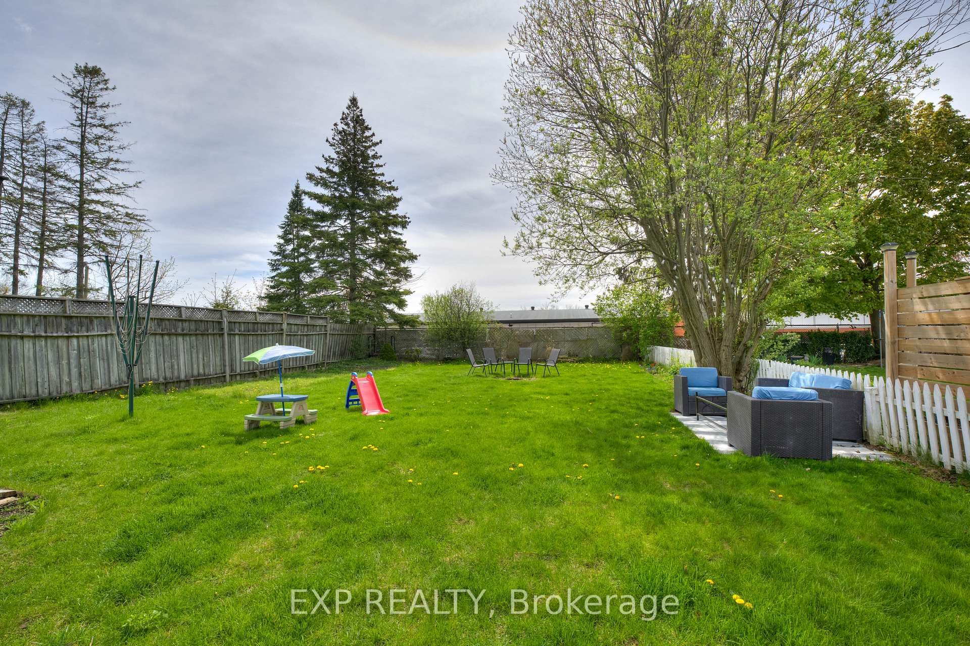 133 Mausser Avenue photo 28