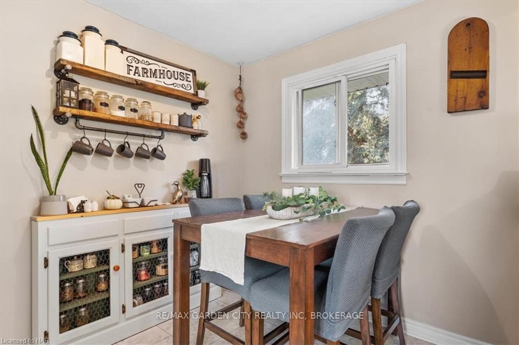 16 Hazelwood Avenue photo 16