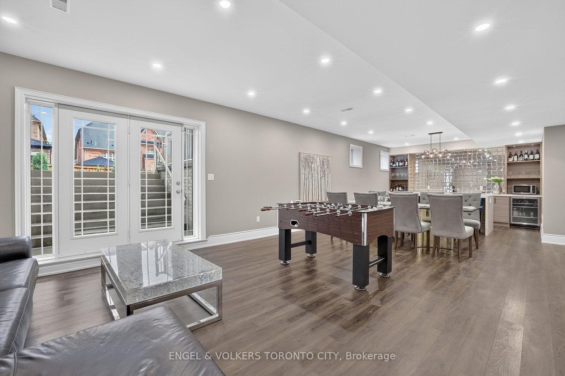 14 Coppermine Court photo 29