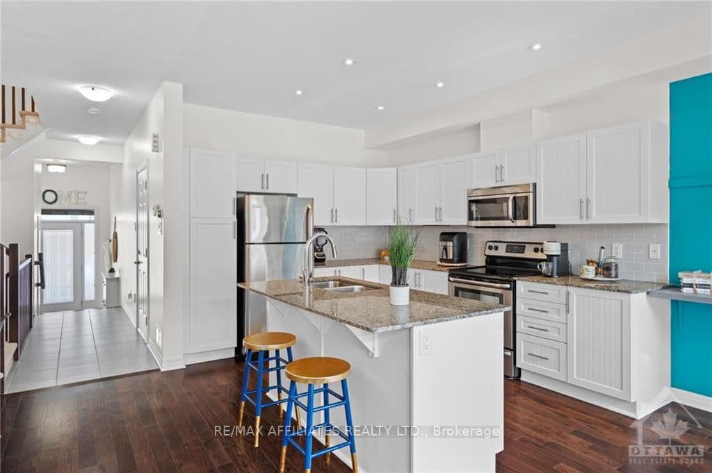 209 OVERBERG Way photo 5