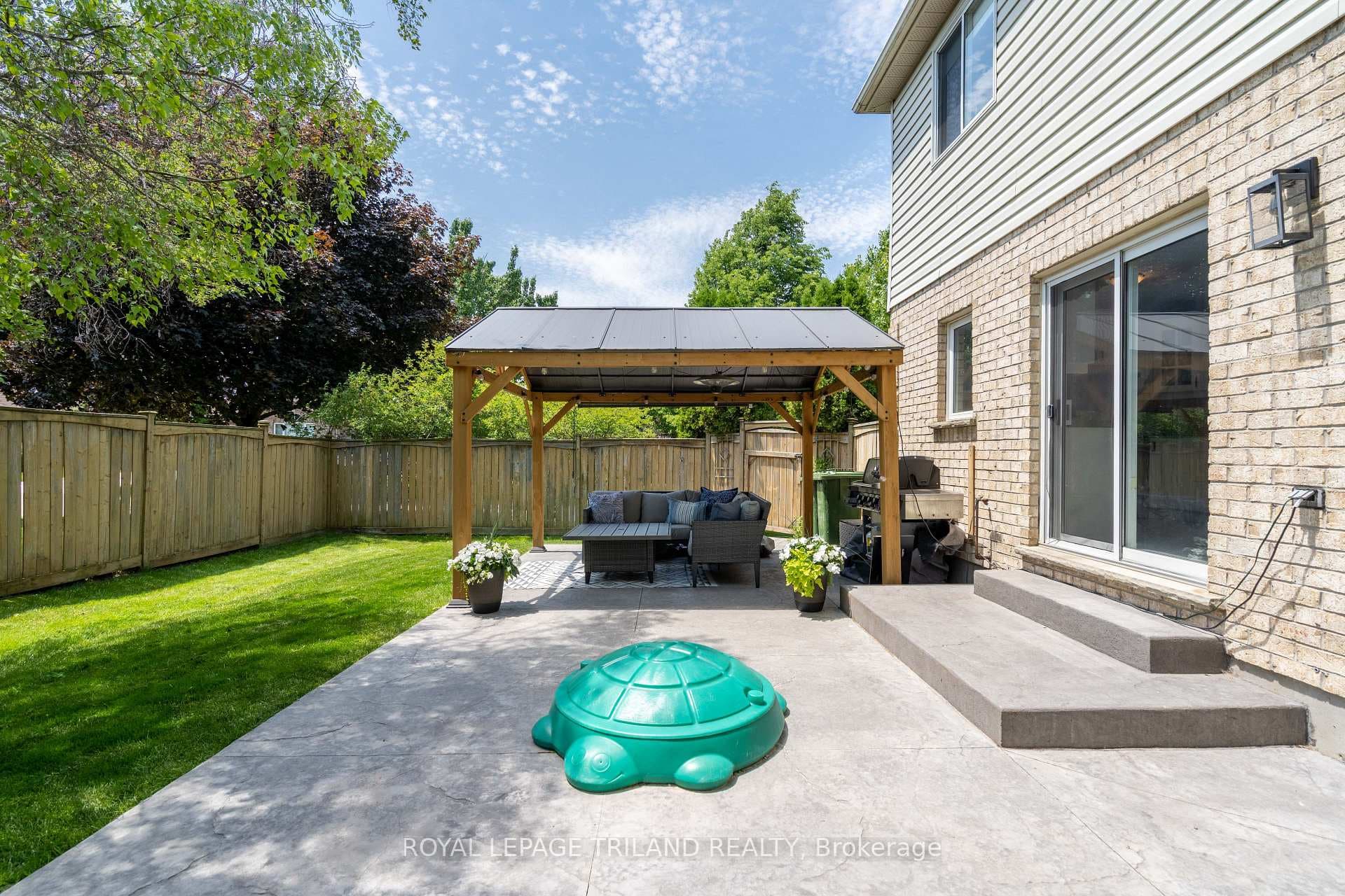 18 Sifton Drive photo 36
